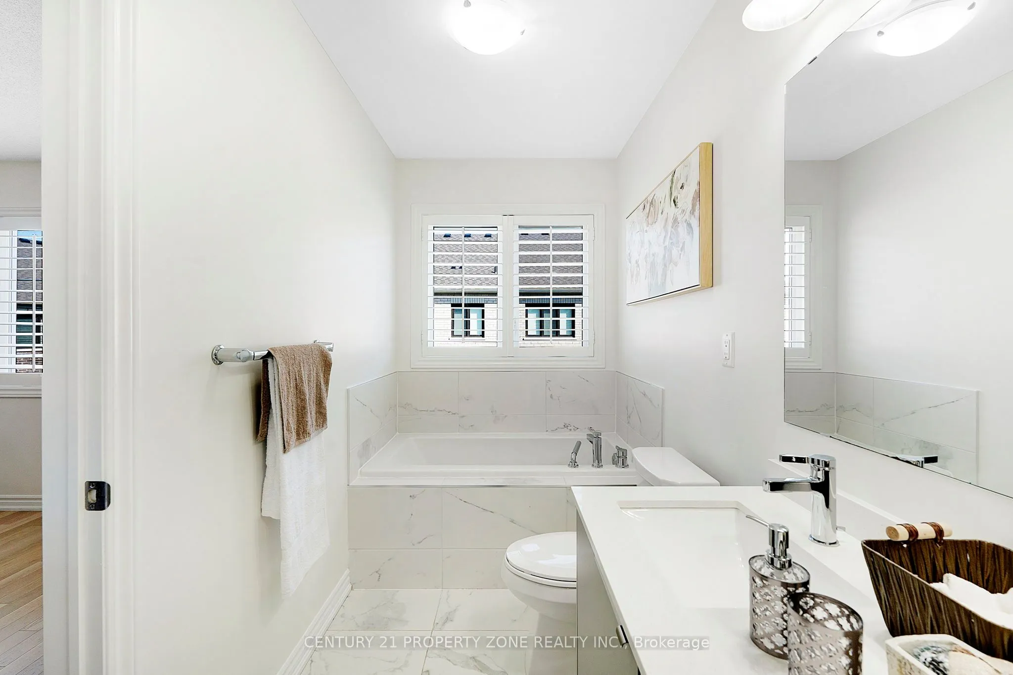 458 Bergamot Avenue
