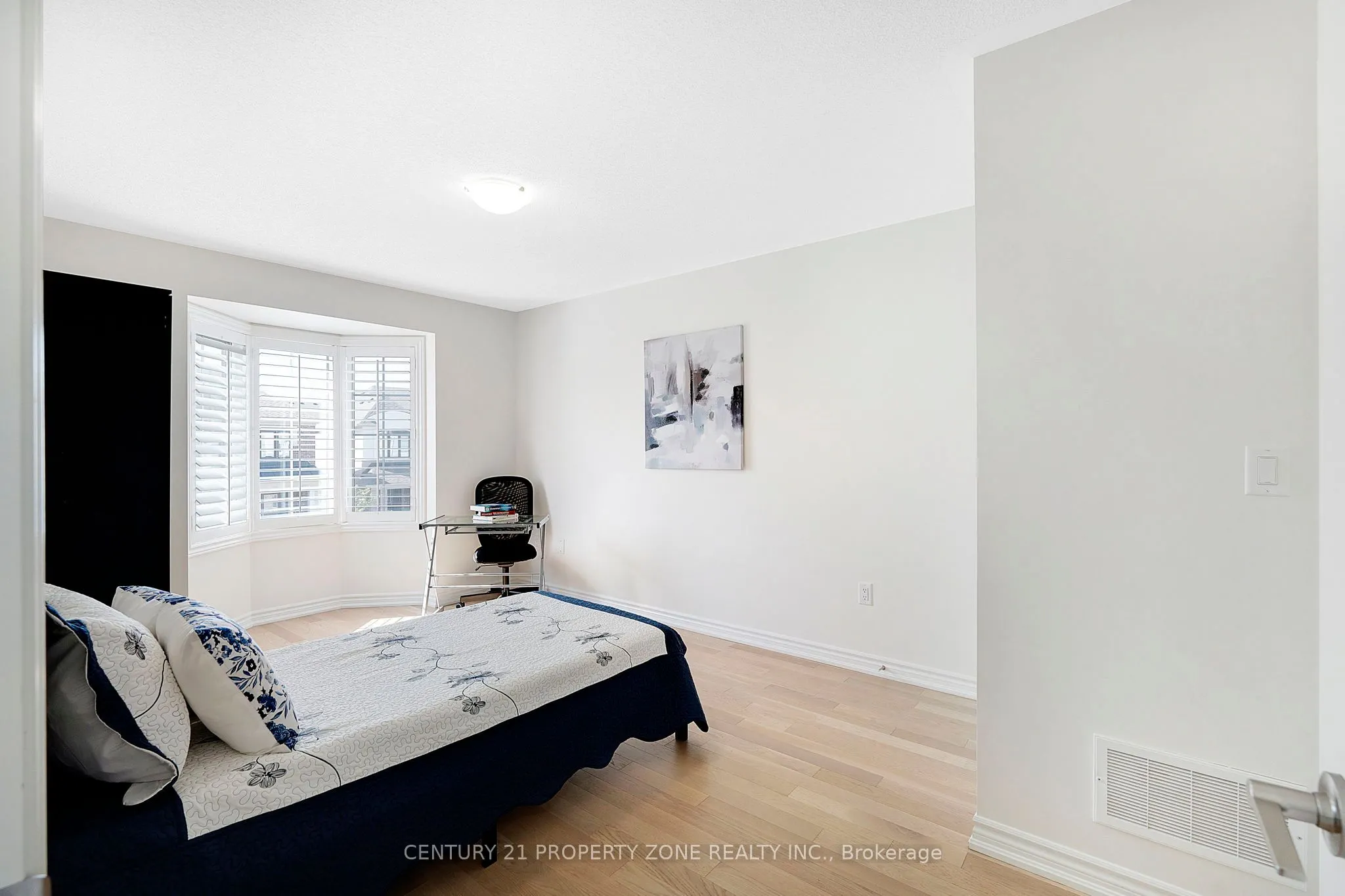 458 Bergamot Avenue