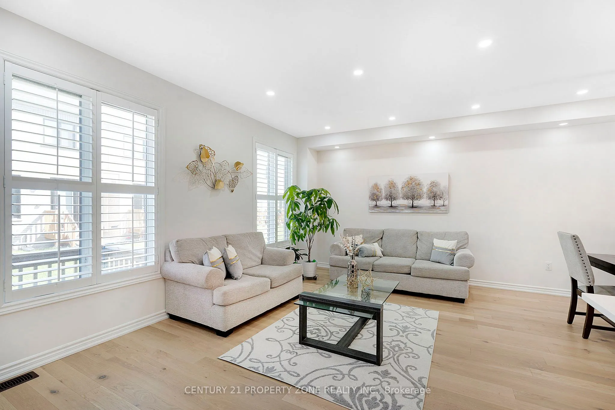 458 Bergamot Avenue
