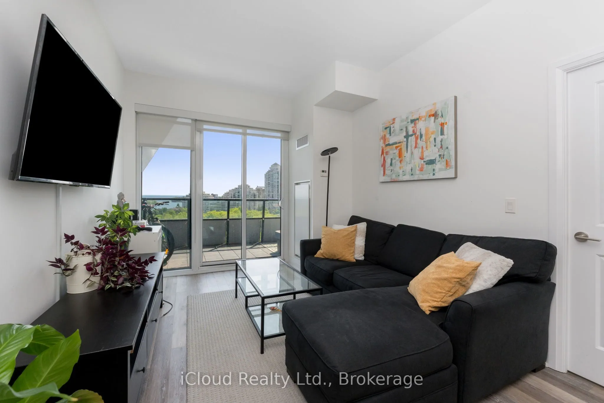 30 Shore Breeze Drive, #921