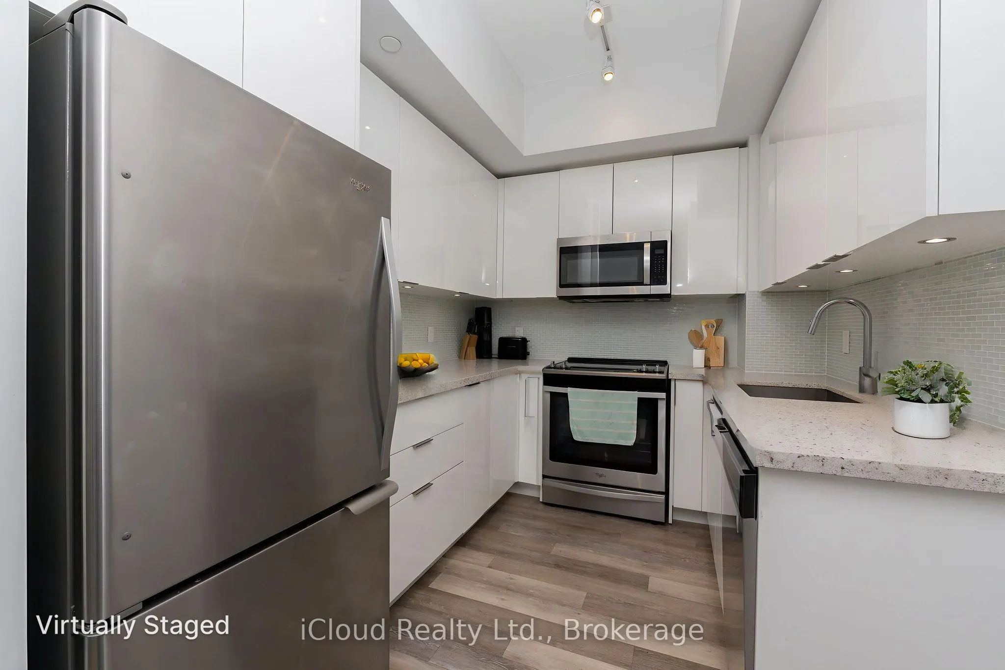 30 Shore Breeze Drive, #921