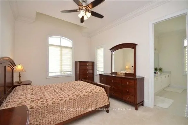 6 Leo Austin Road
