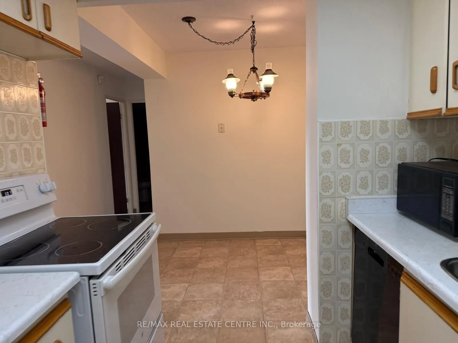 3100 Kirwin Avenue, #704