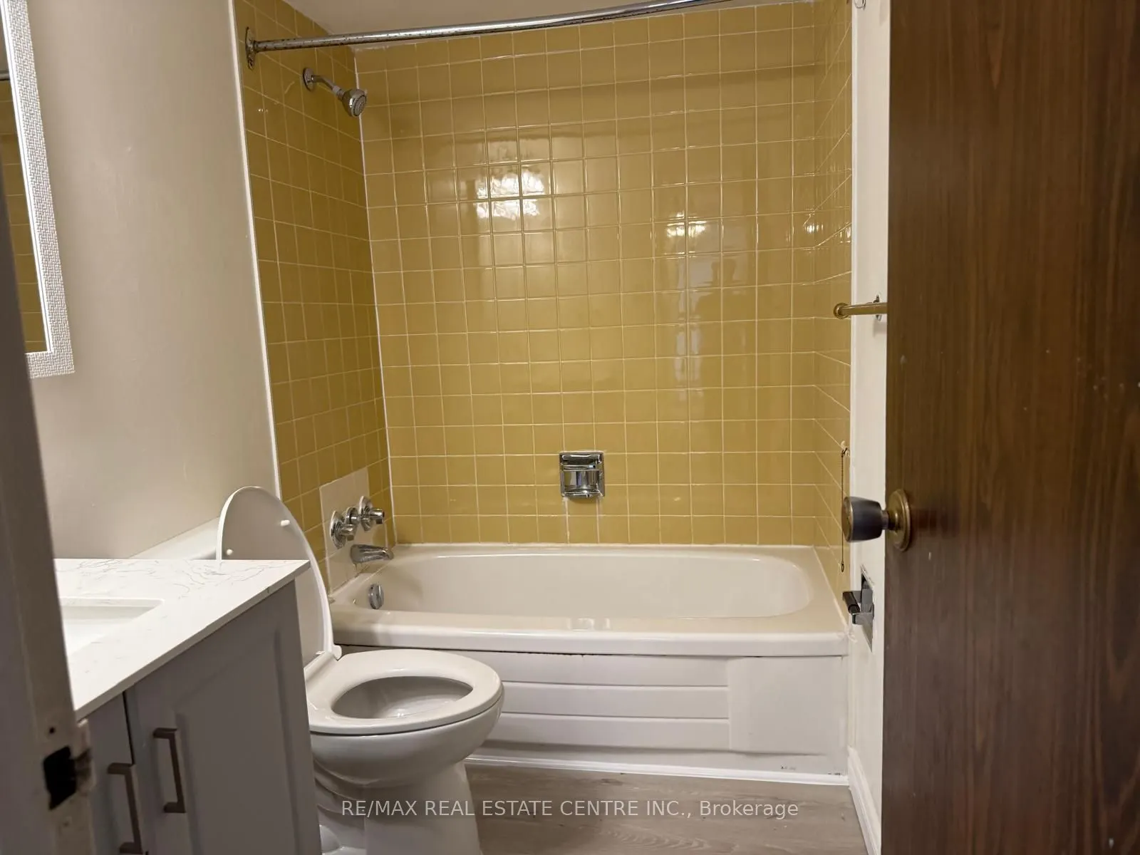 3100 Kirwin Avenue, #704