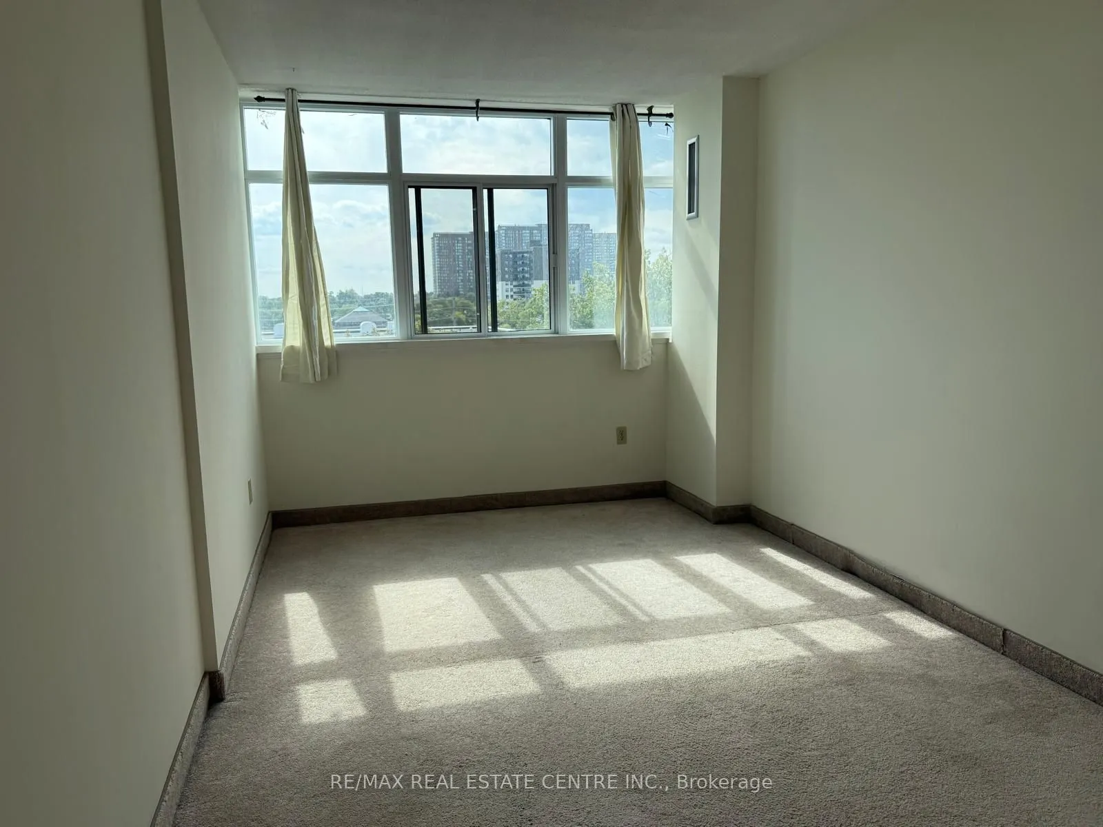 3100 Kirwin Avenue, #704