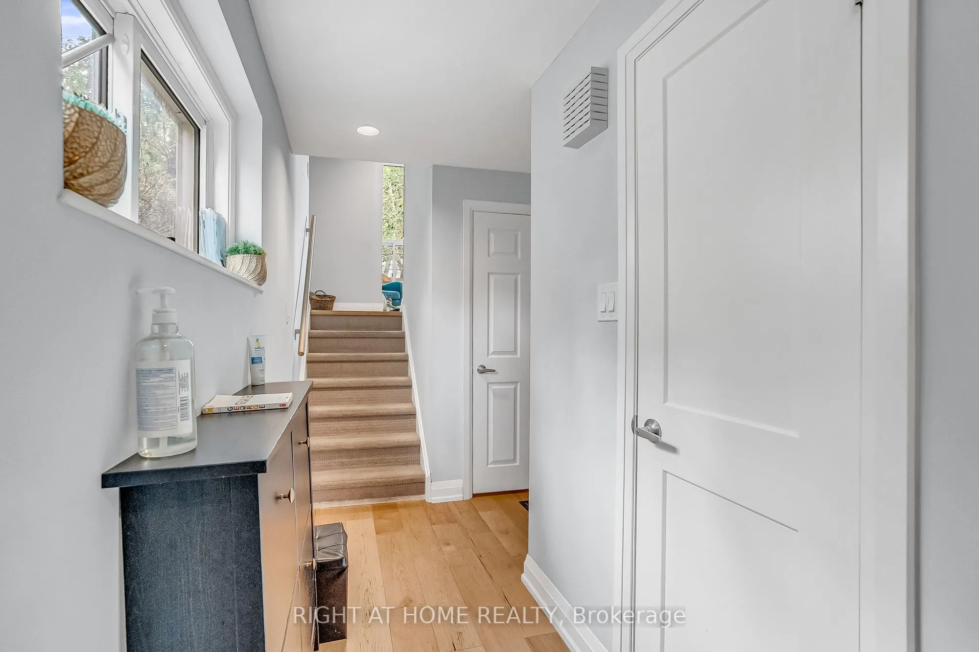 6824 Avila Road