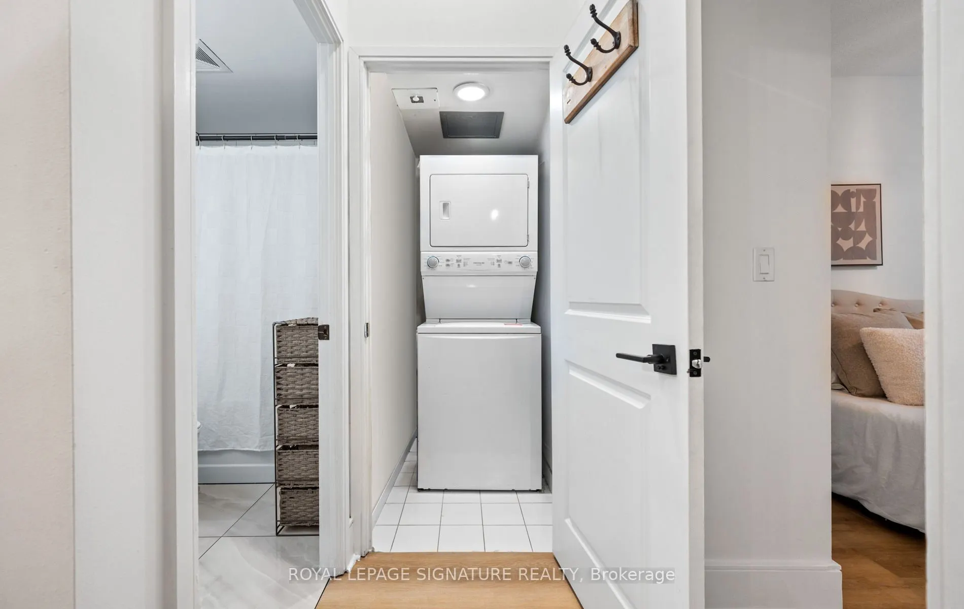 80 Absolute Avenue, #104