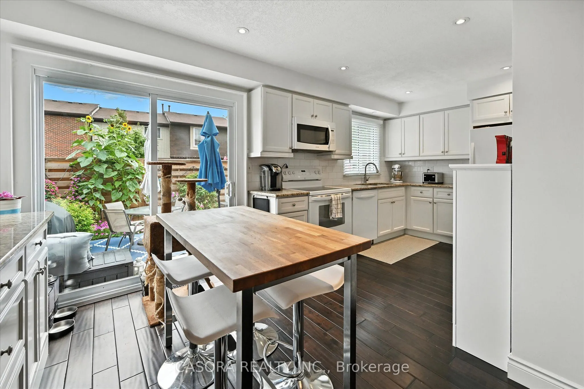 3049 Glencrest Road, #27