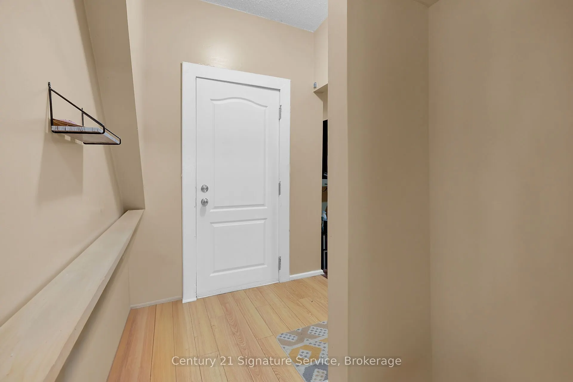 17 Fleming Avenue W