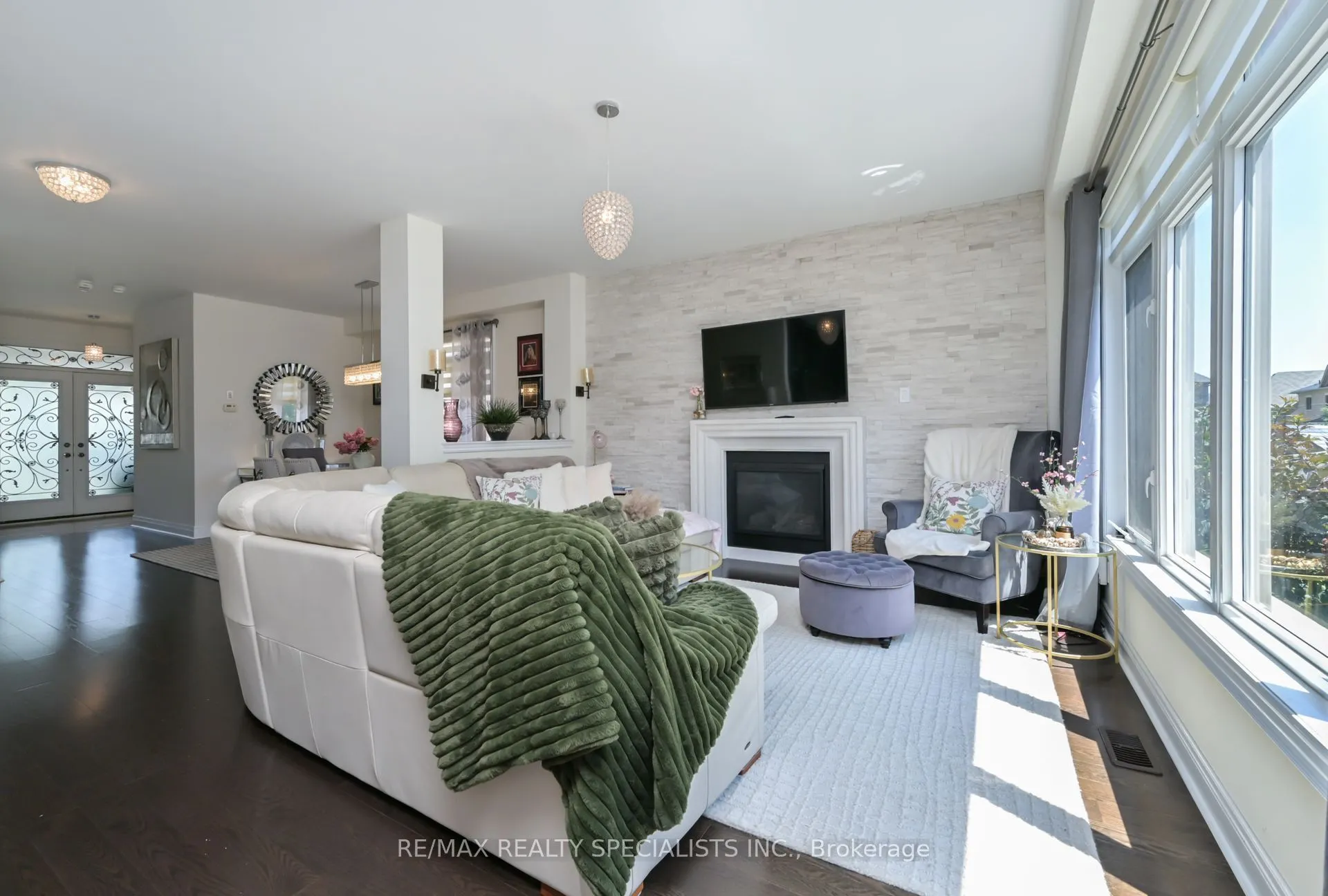 120 RISING HILL Ridge