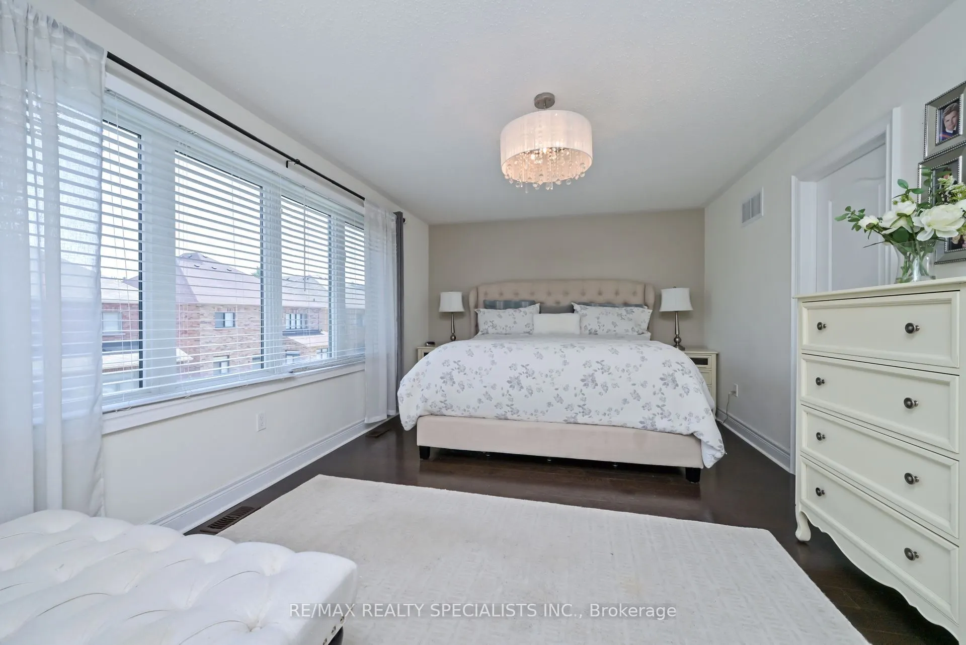 120 RISING HILL Ridge