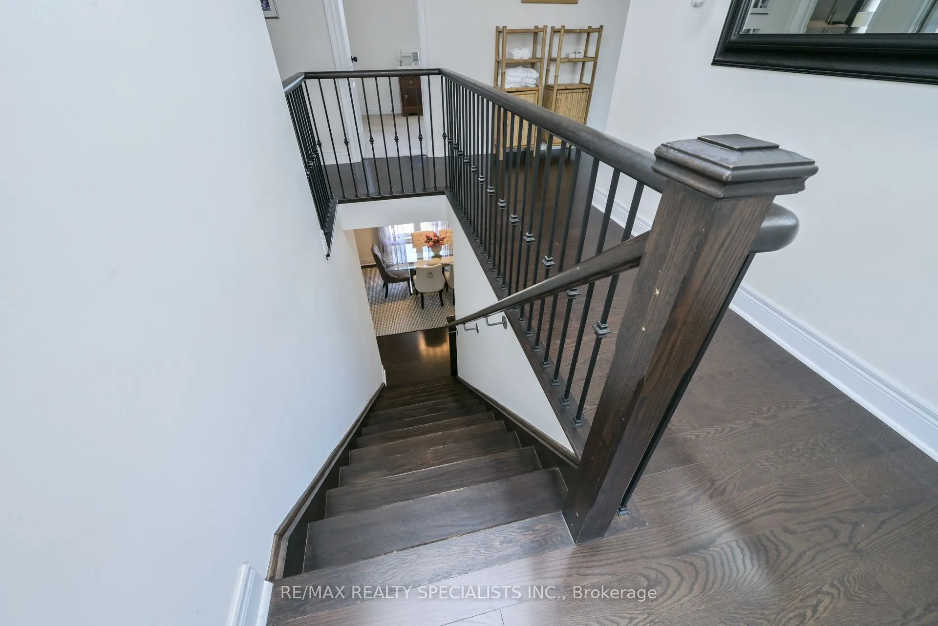 120 RISING HILL Ridge