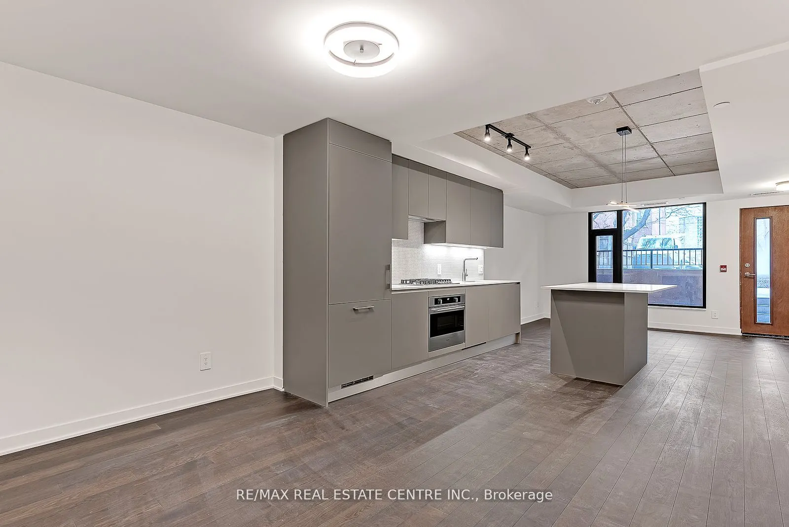 7 Watkinson Avenue, #6
