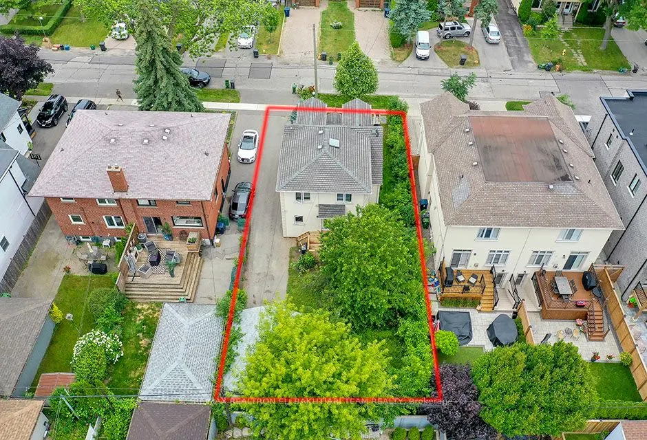 29 Roseland Drive