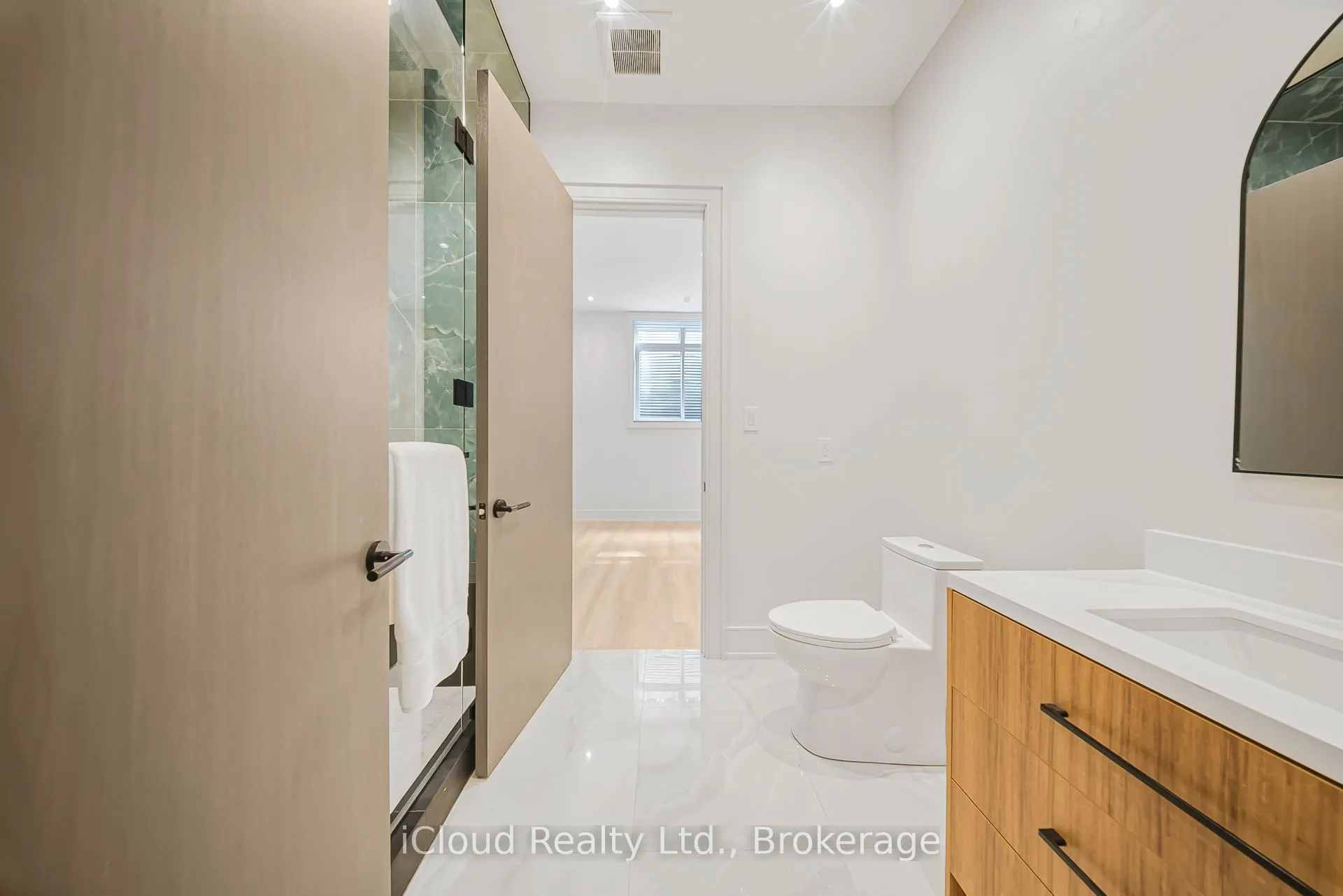 1374 Tansley Drive