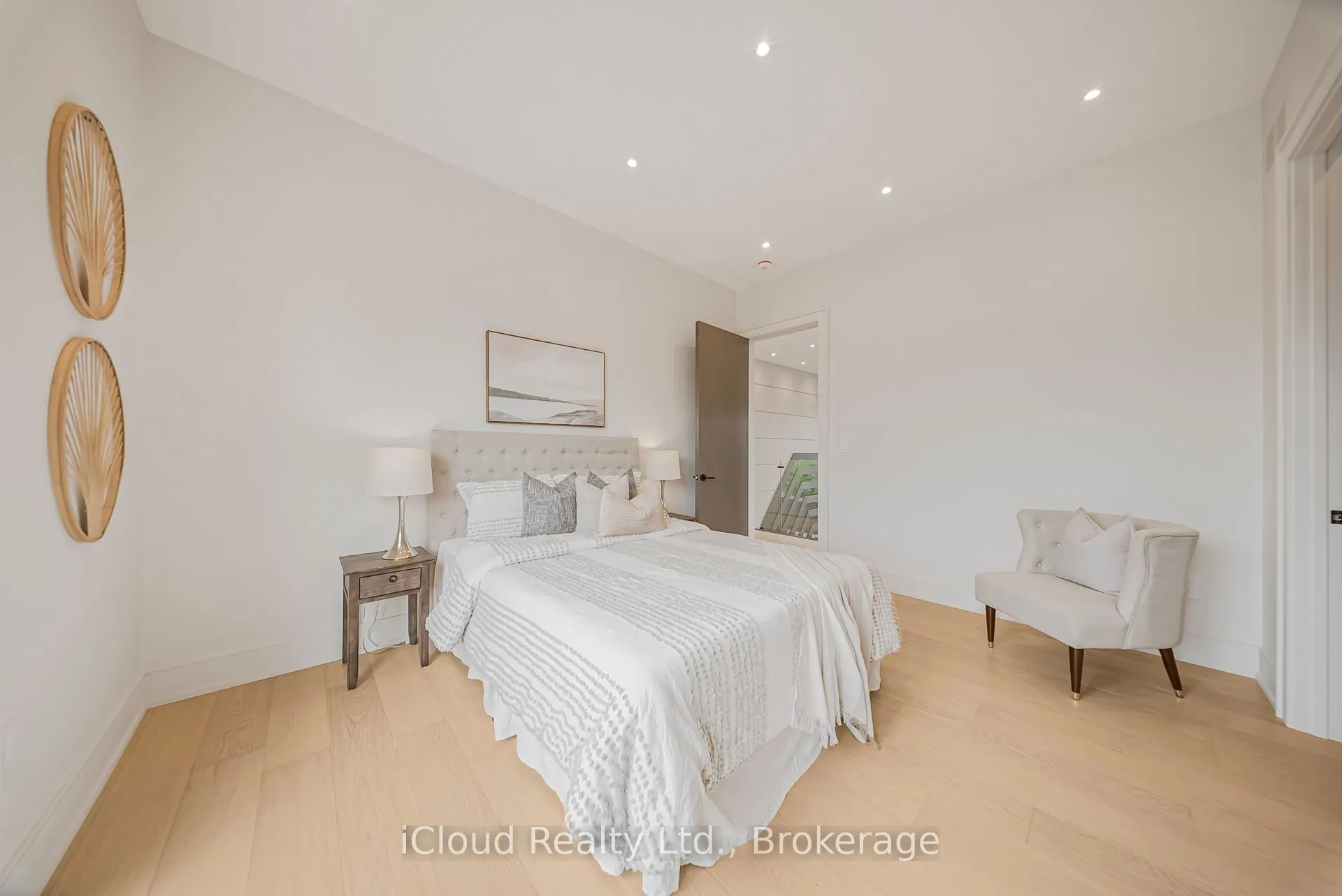 1374 Tansley Drive