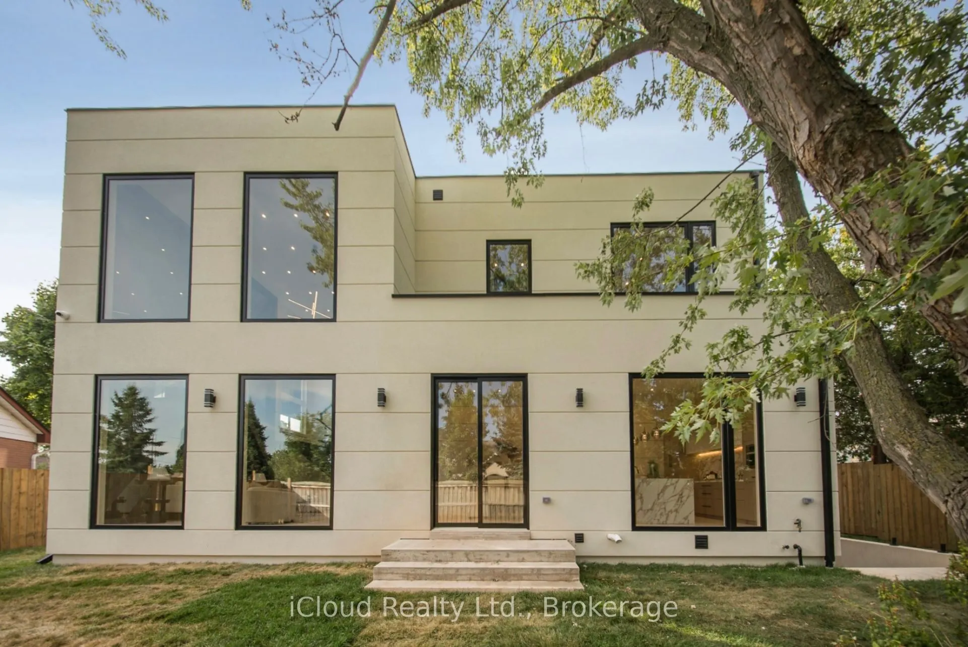 1374 Tansley Drive