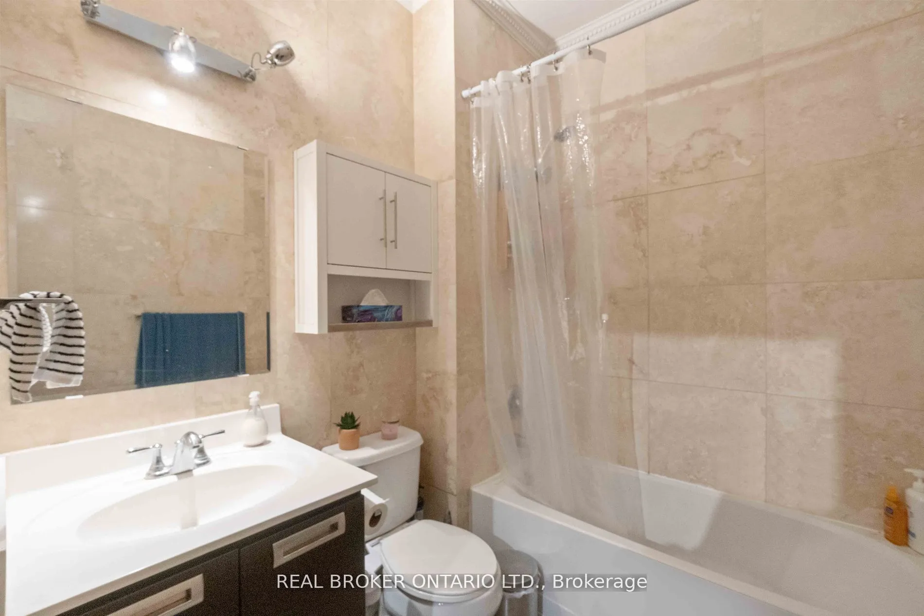 2 Fieldway Road, #1211