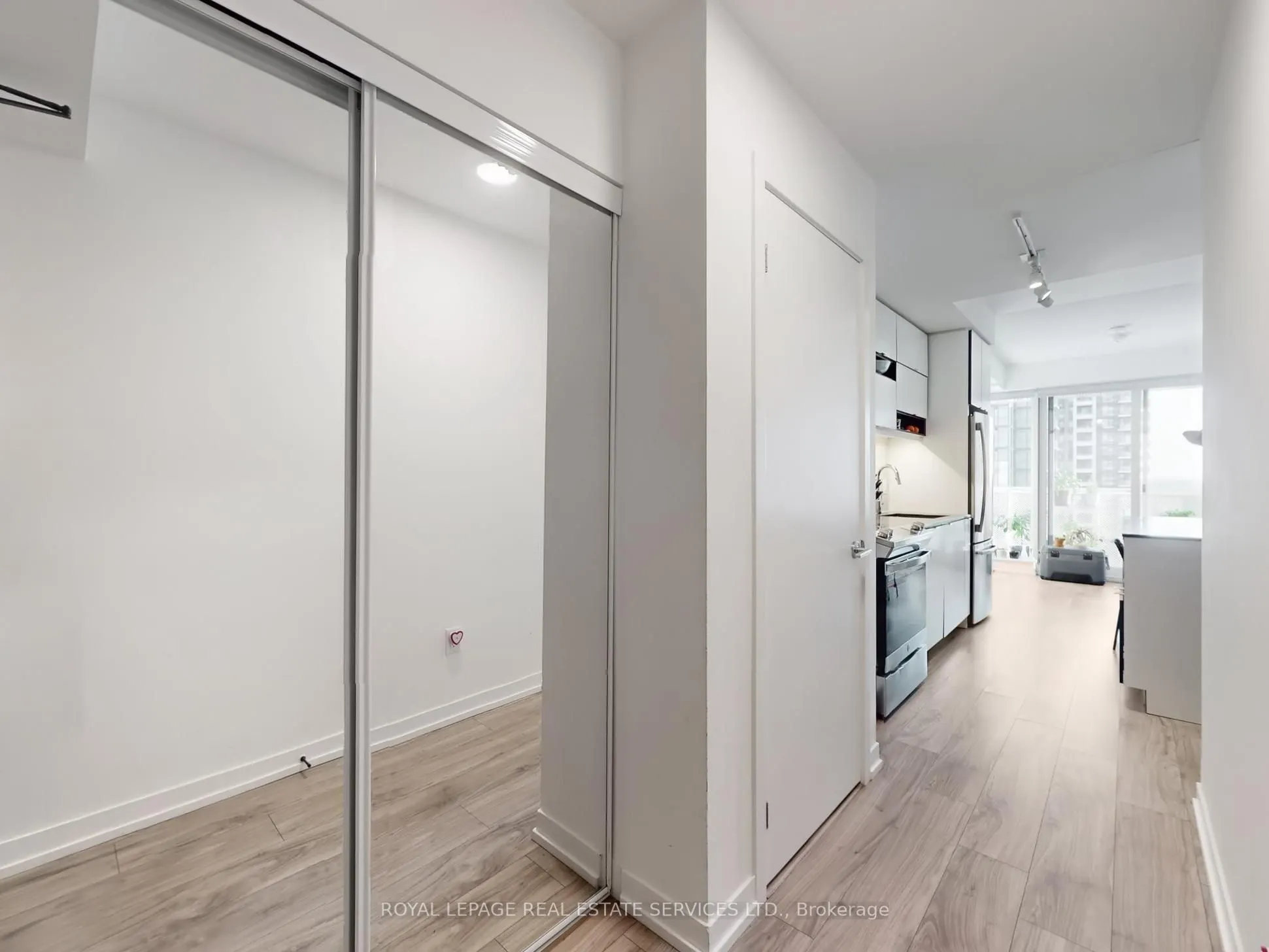 4065 Confederation Parkway, #1612