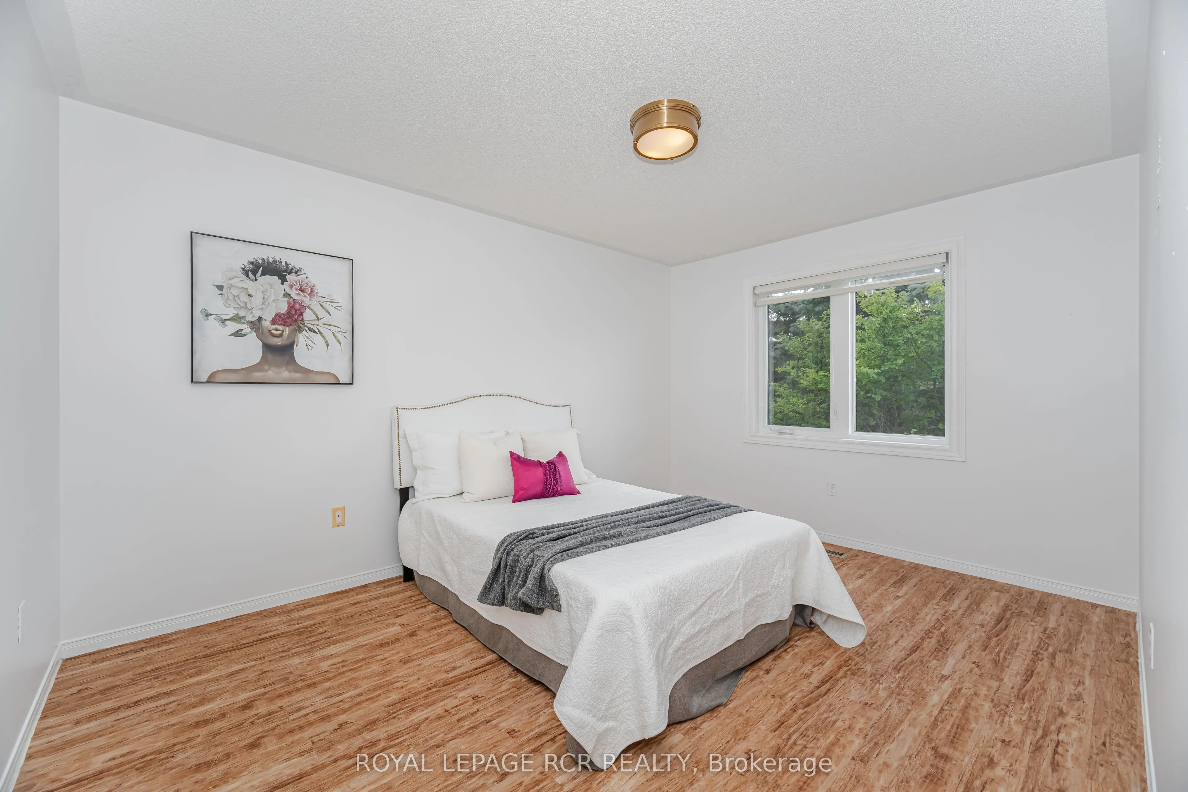 417 Kingsview Drive