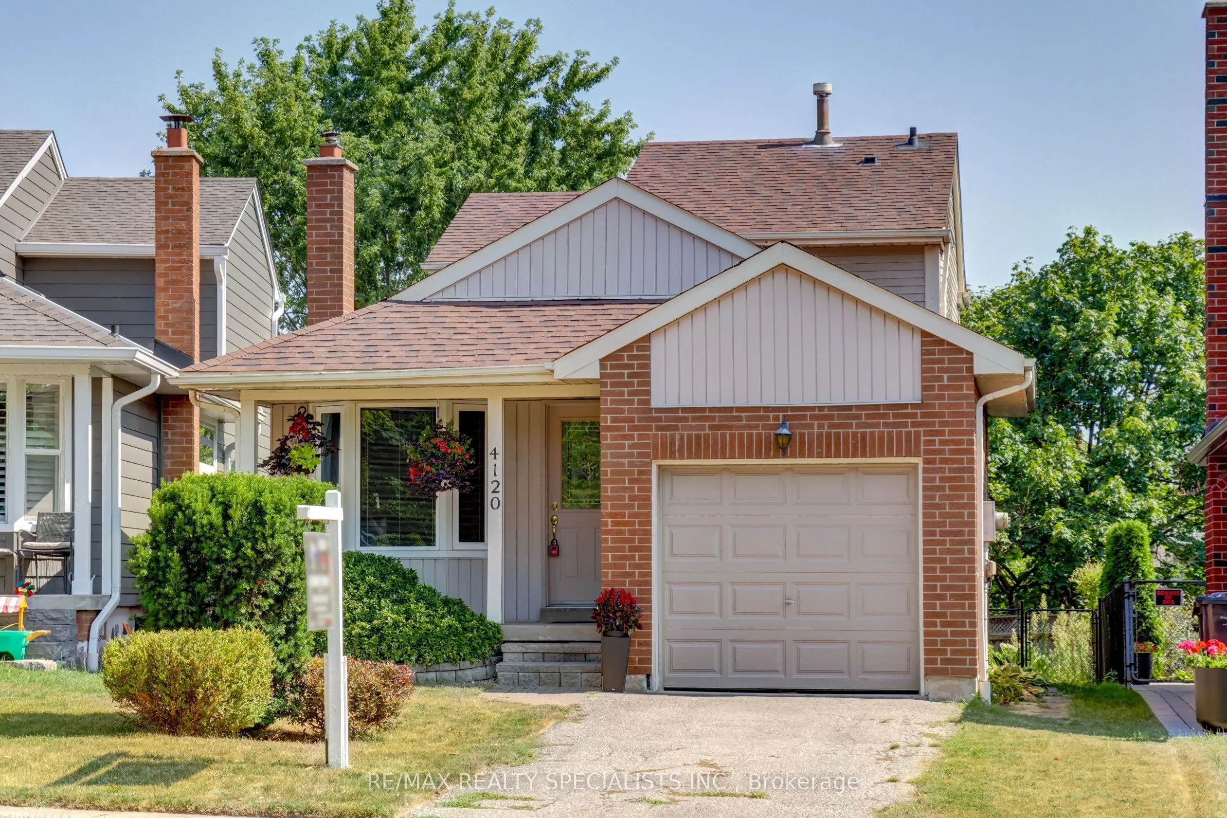 4120 Stonemason Crescent