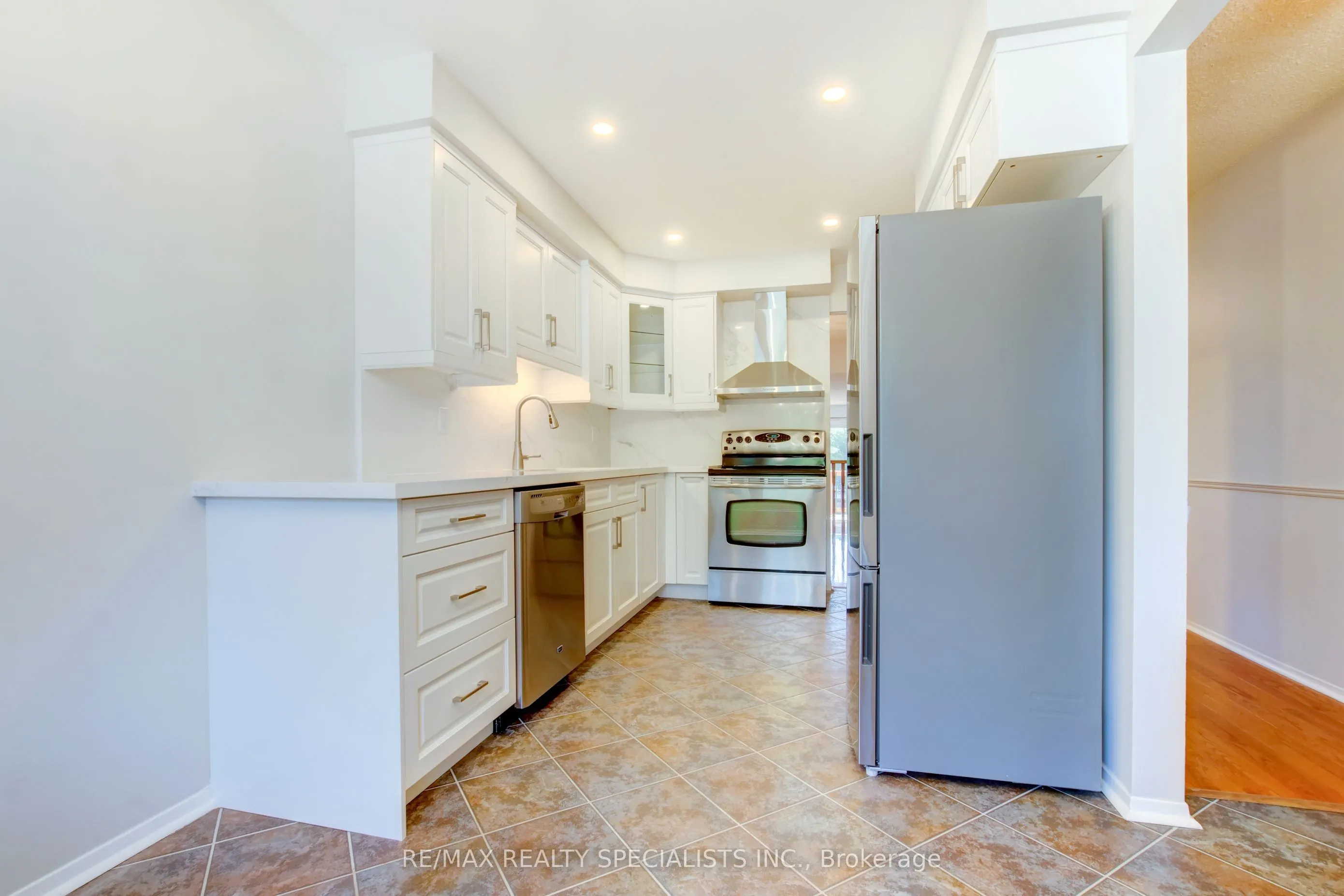 4120 Stonemason Crescent