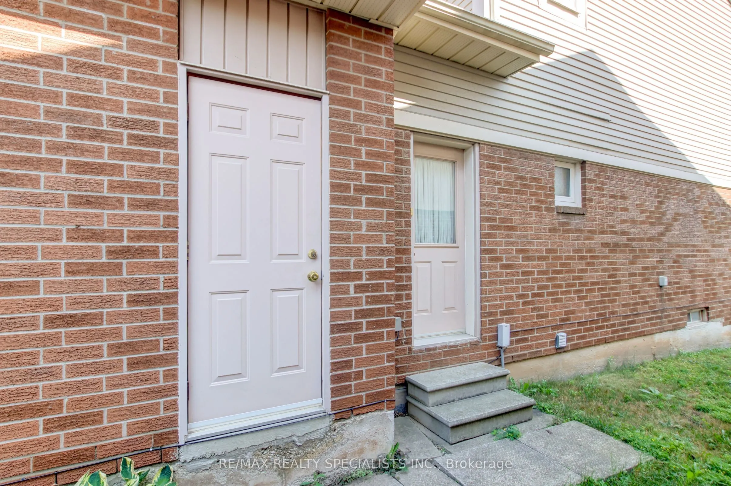 4120 Stonemason Crescent