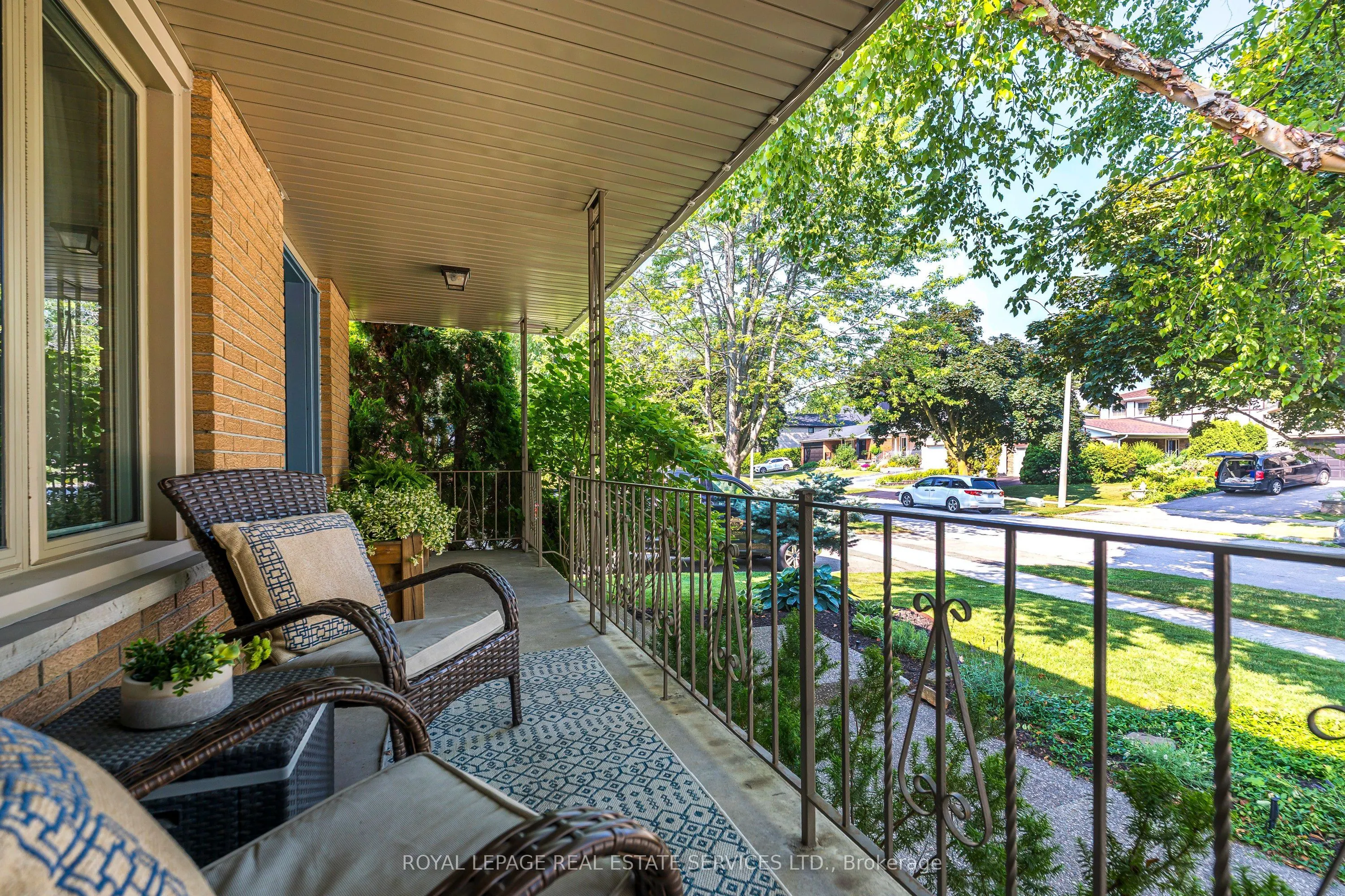 2120 Varency Drive