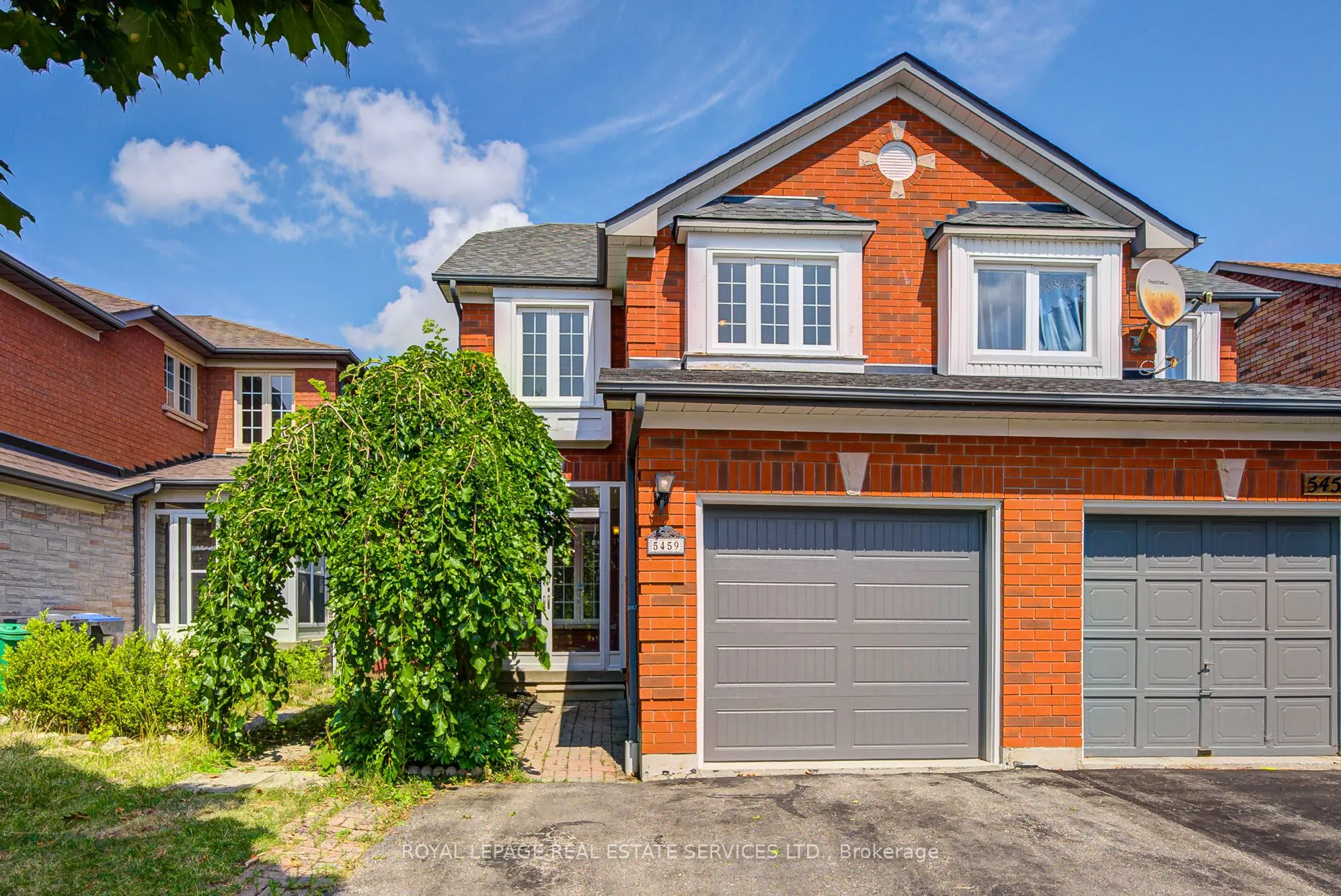 5459 Palmerston Crescent
