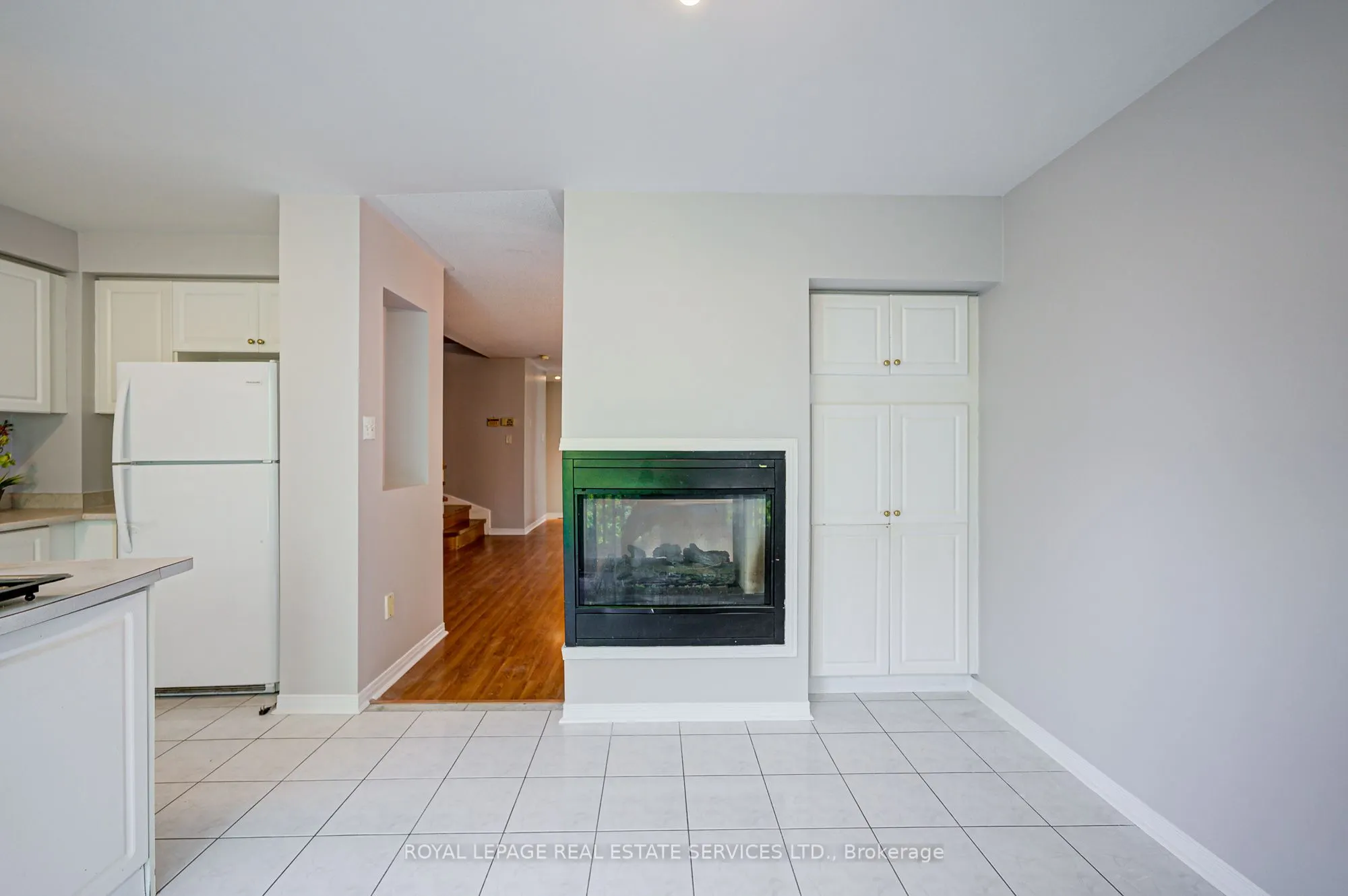 5459 Palmerston Crescent