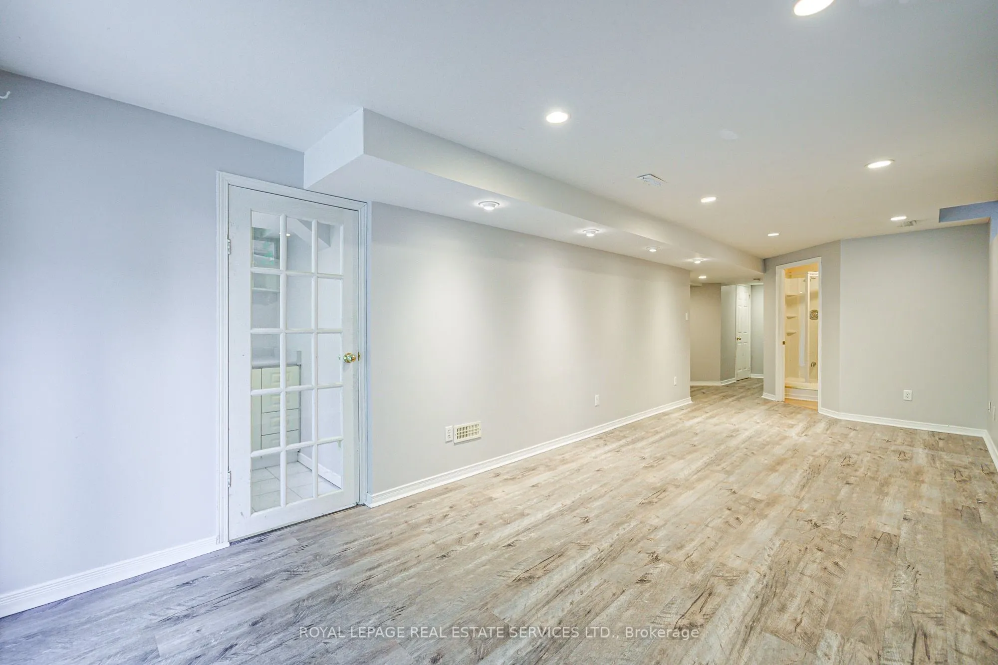 5459 Palmerston Crescent
