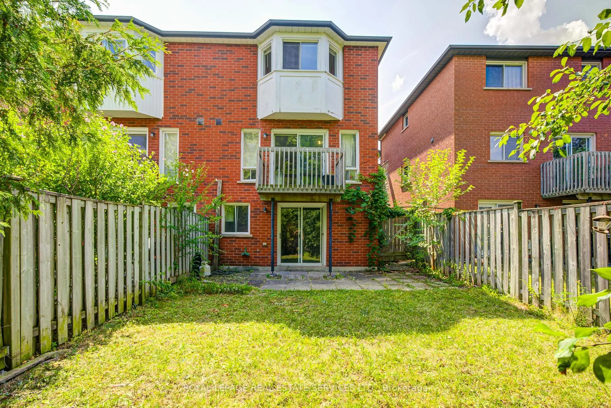 5459 Palmerston Crescent