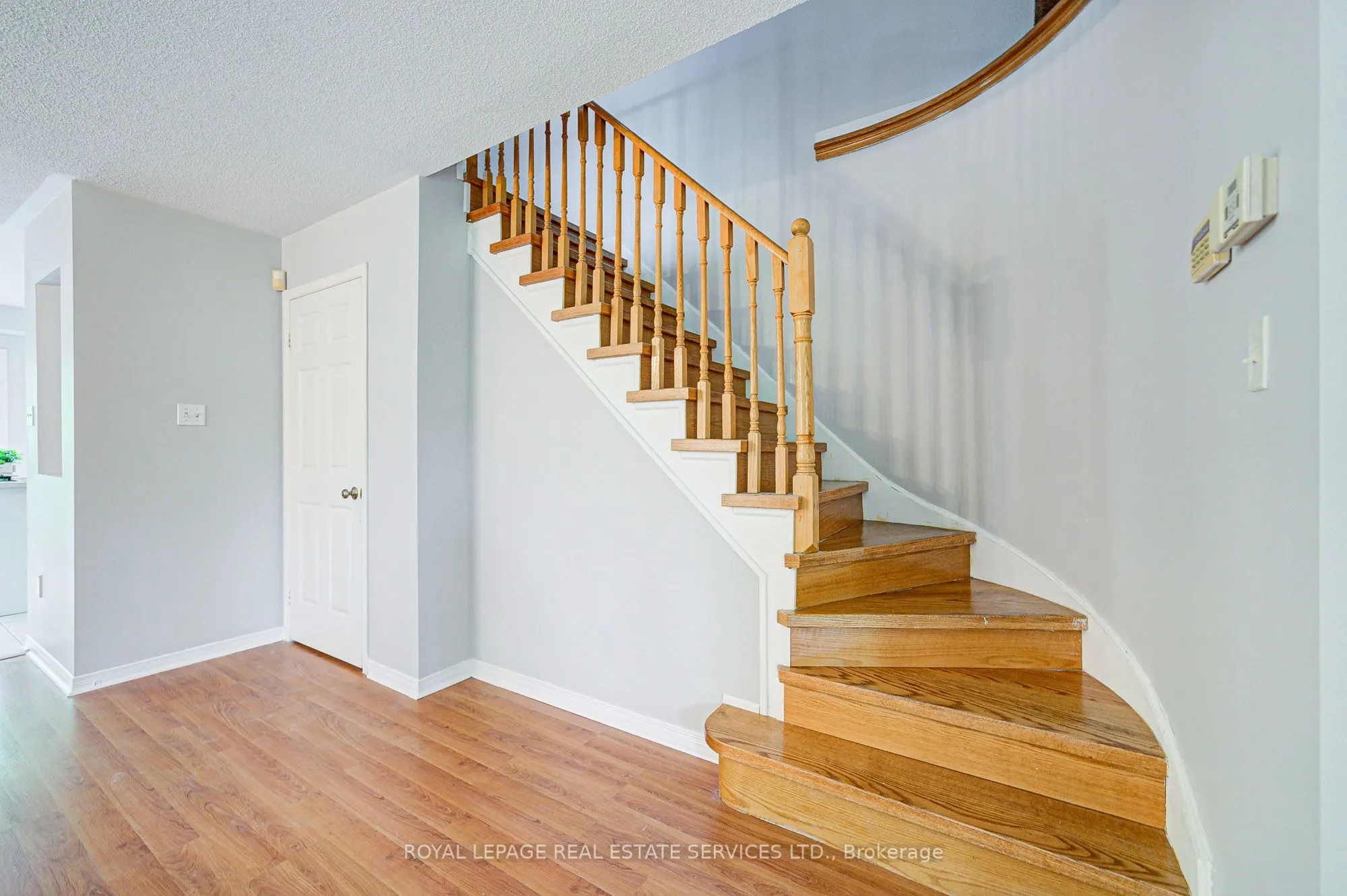 5459 Palmerston Crescent