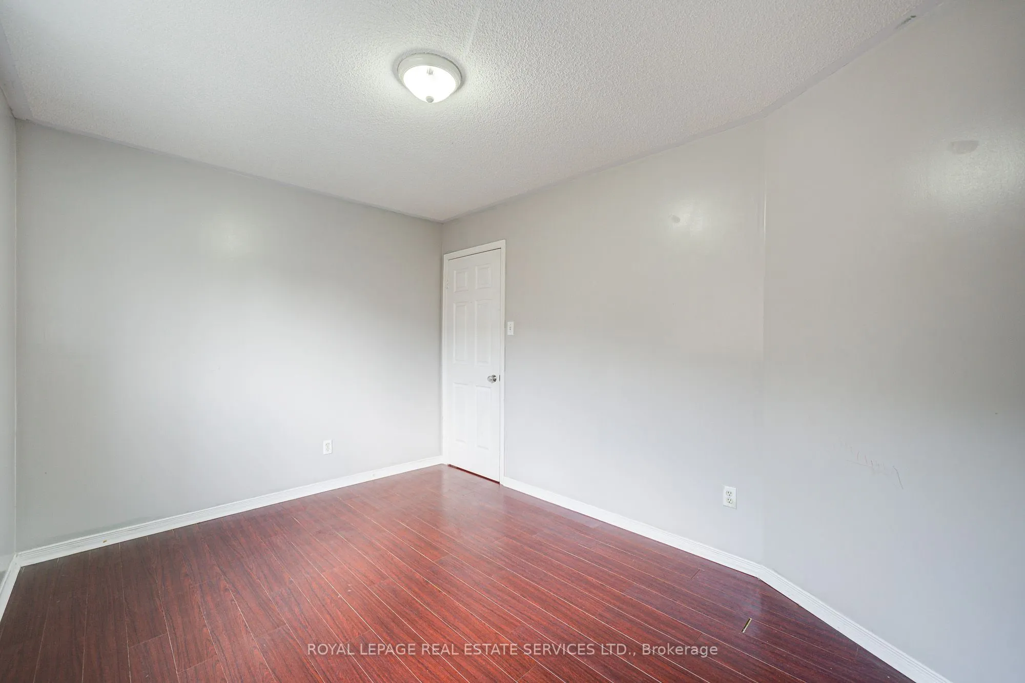 5459 Palmerston Crescent