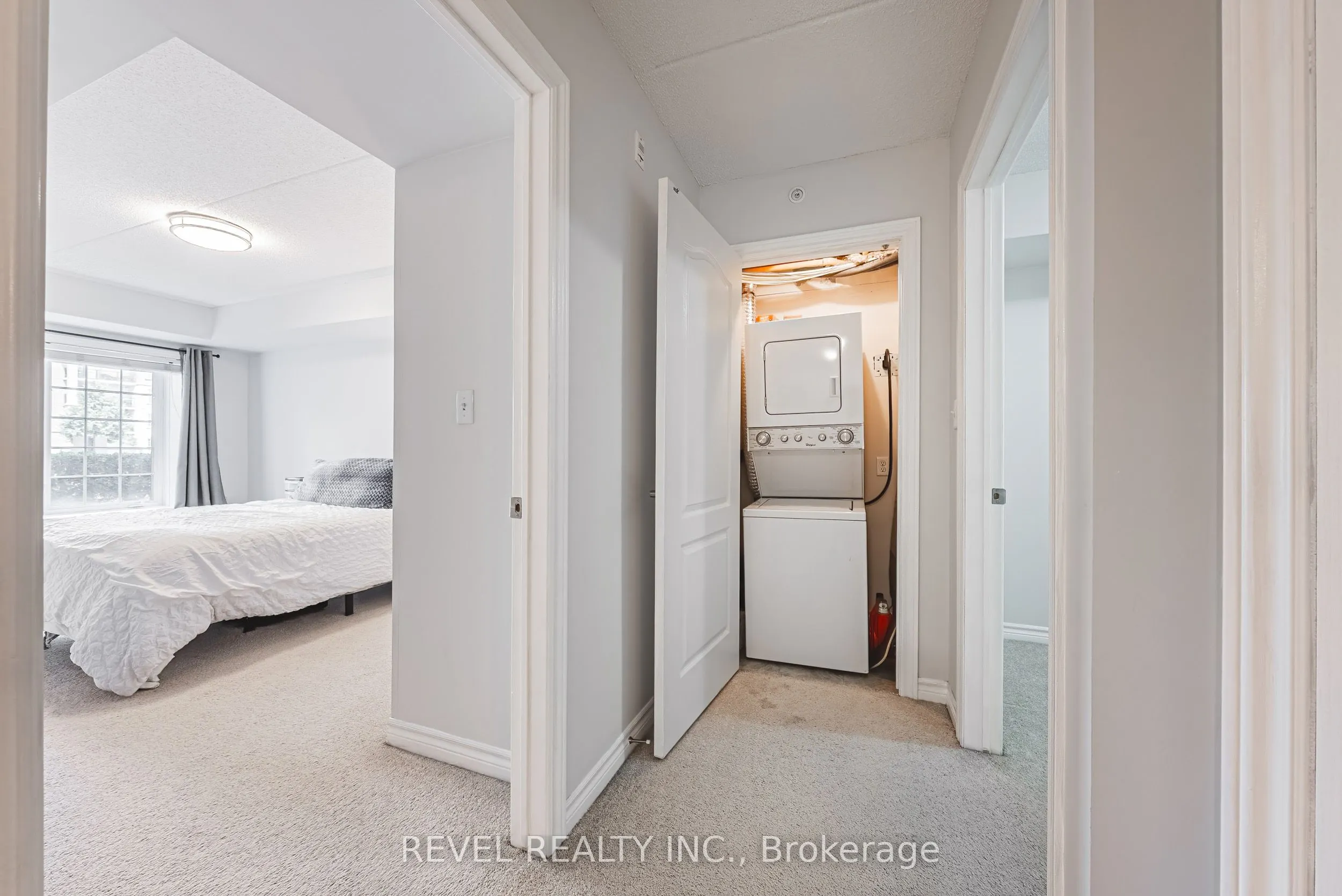 1450 Main Street E, #106