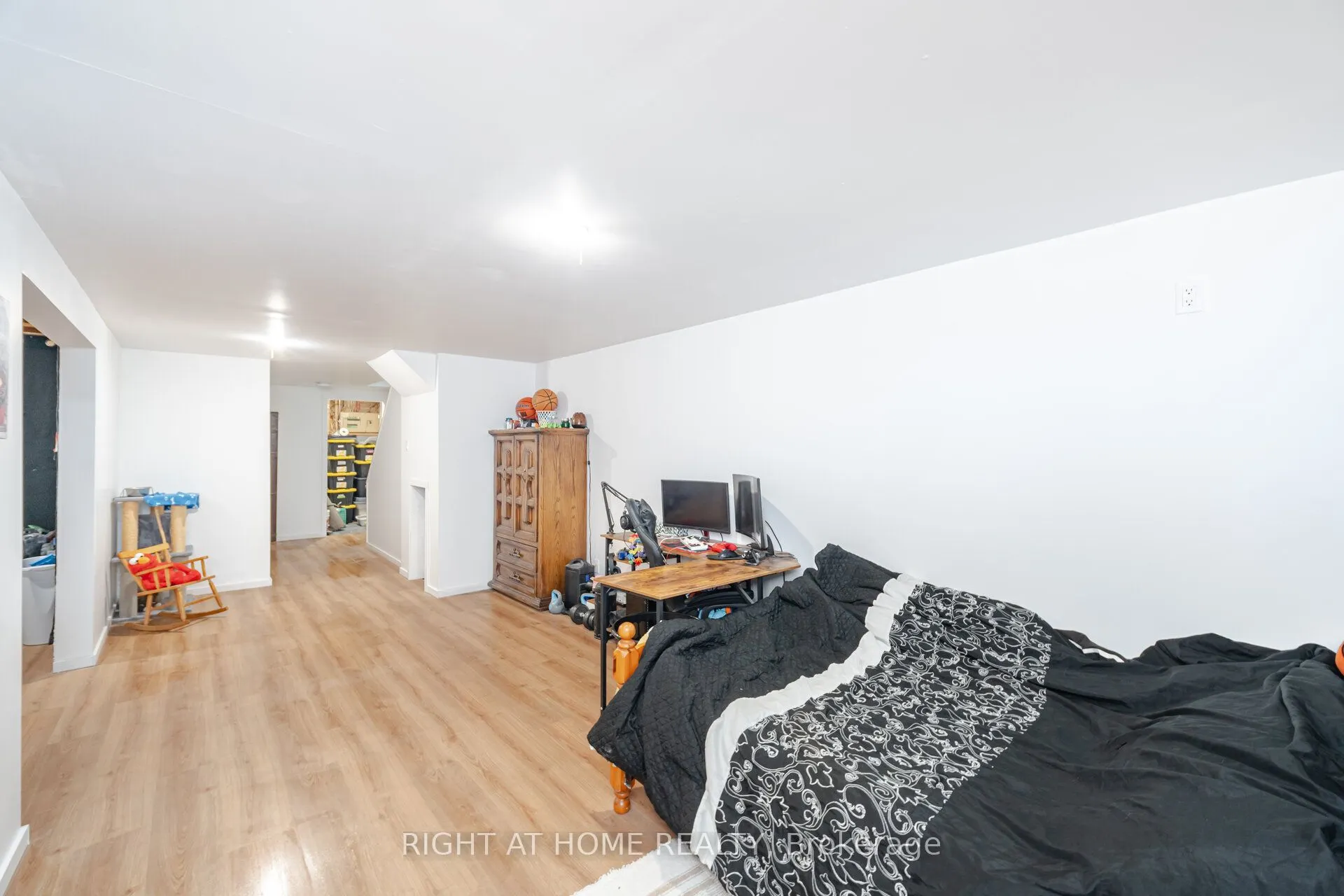 100 Century Drive, #16