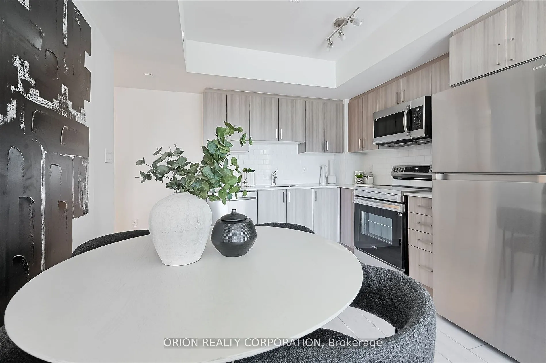 556 Marlee Avenue, #311