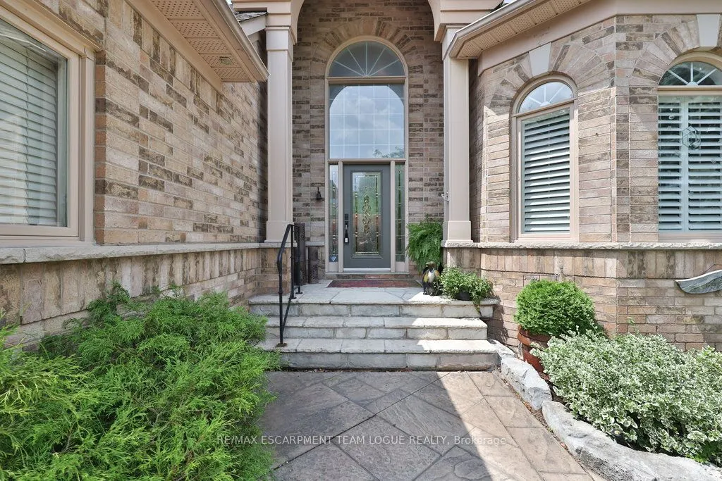 2132 Turnberry Road