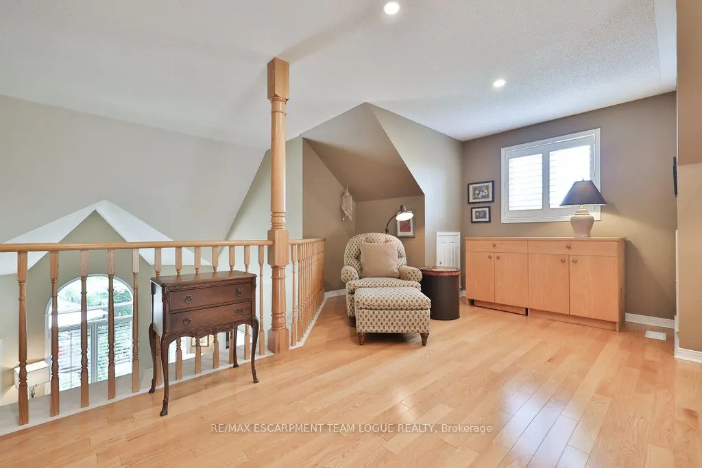 2132 Turnberry Road