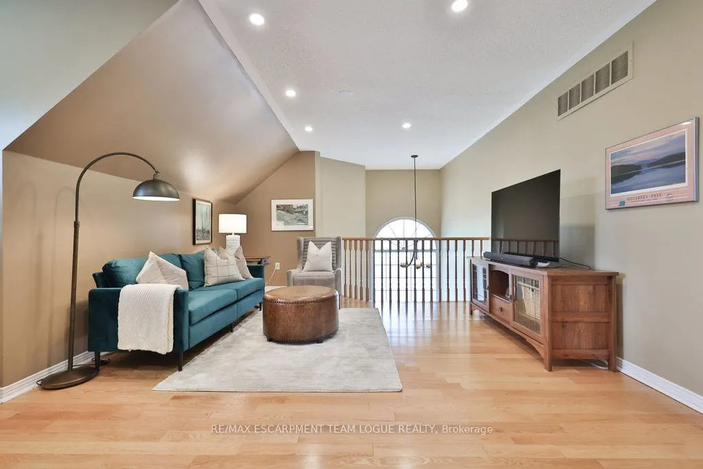 2132 Turnberry Road