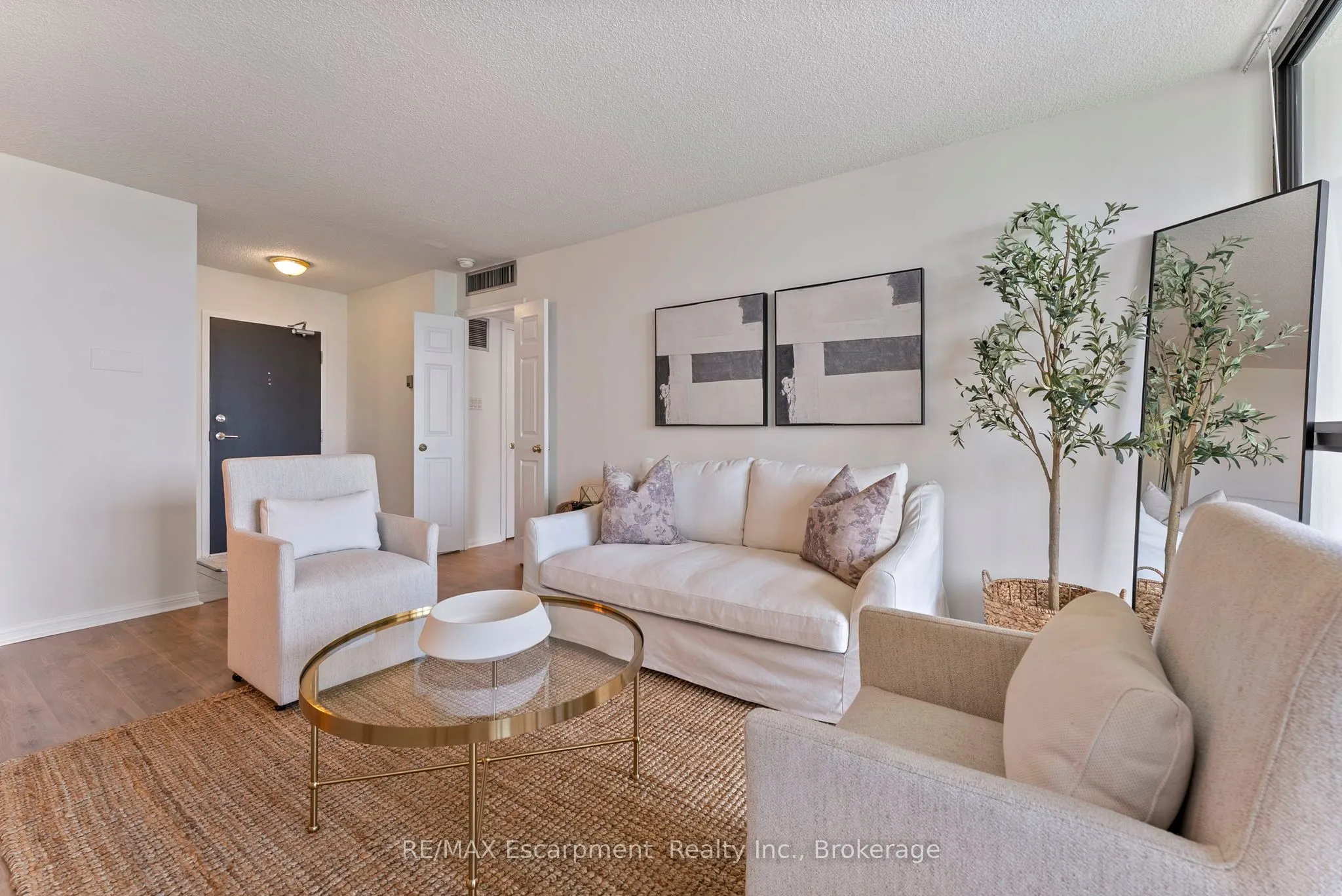 1230 Marlborough Court, #602