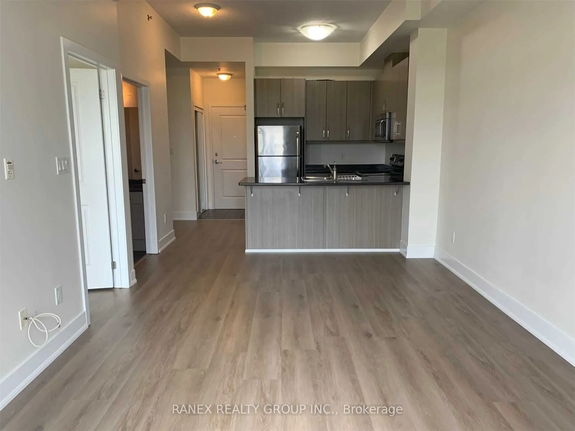 5317 Upper Middle Road, #424