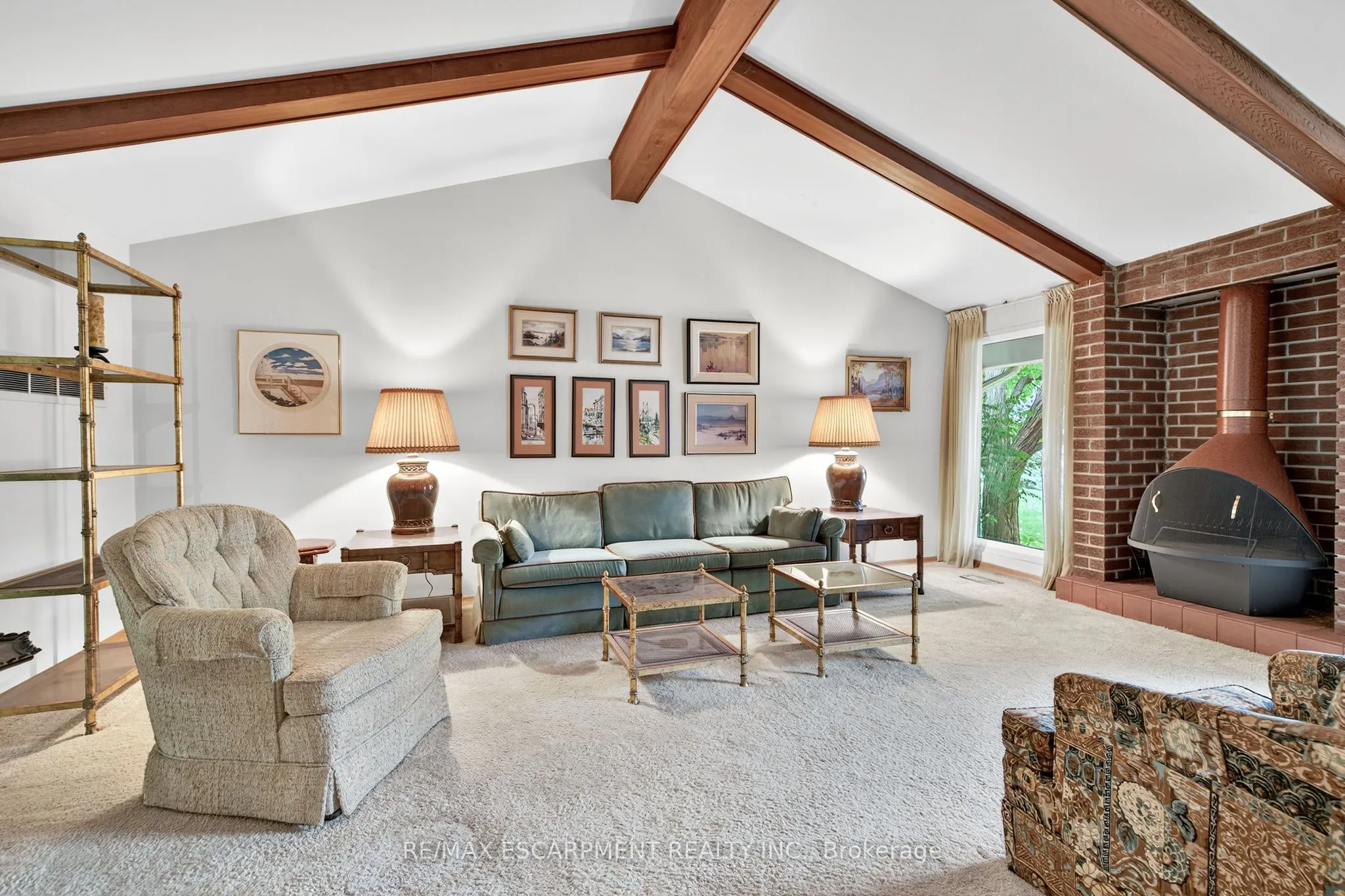 2280 Mansfield Drive