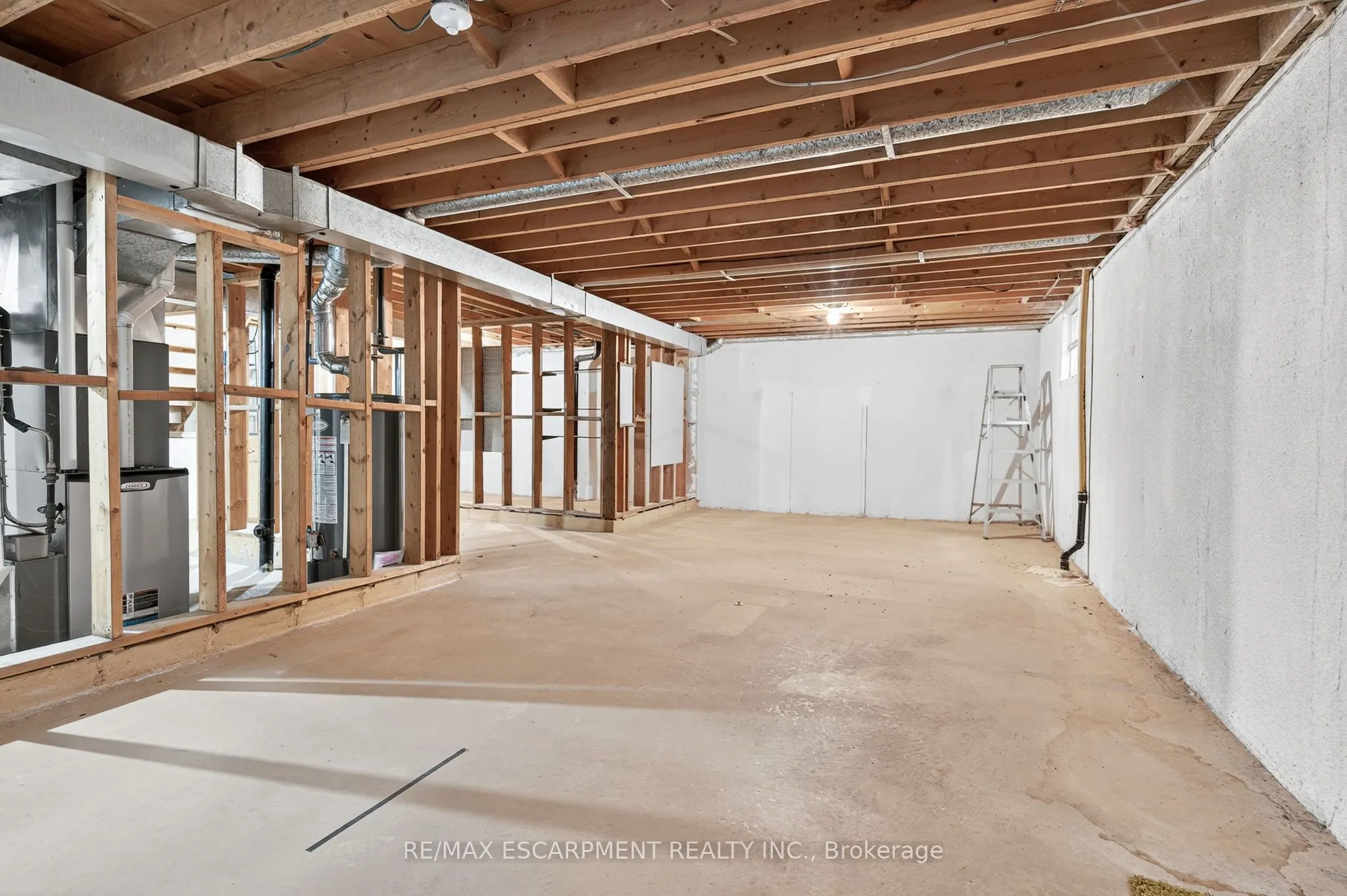 2280 Mansfield Drive