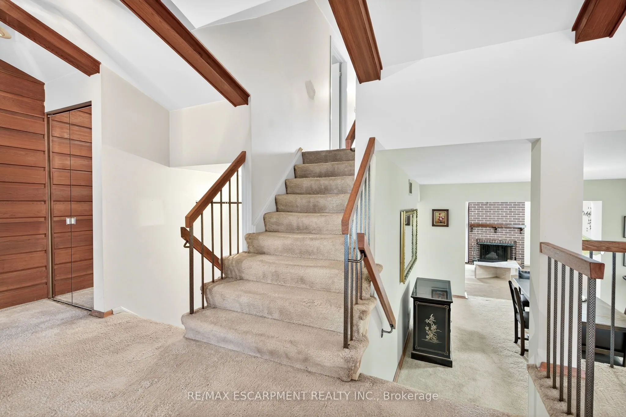 2280 Mansfield Drive