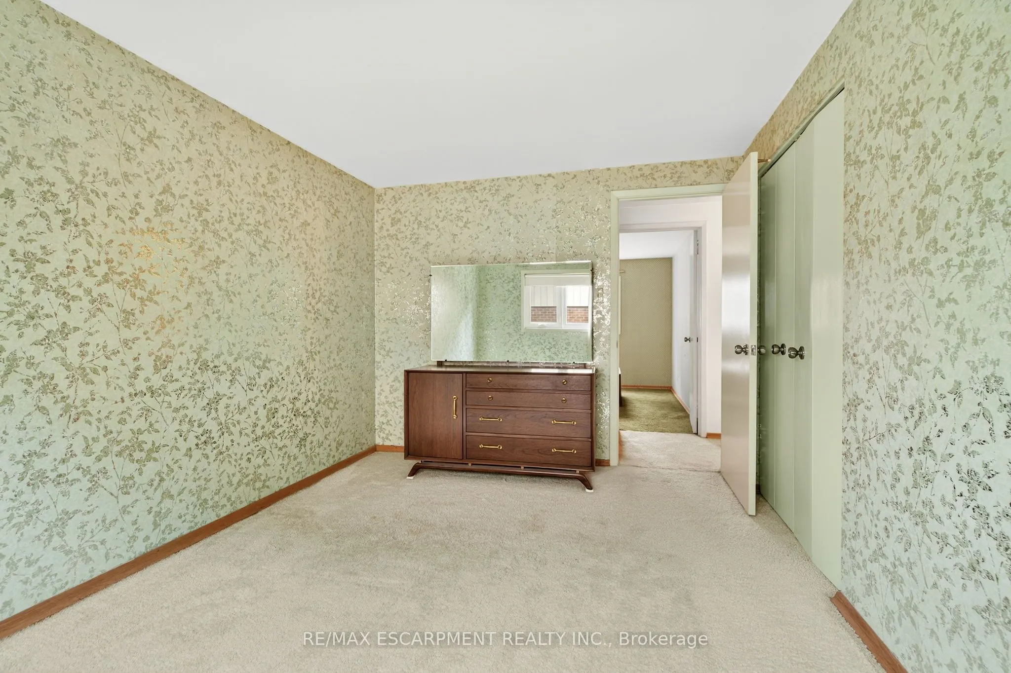 2280 Mansfield Drive