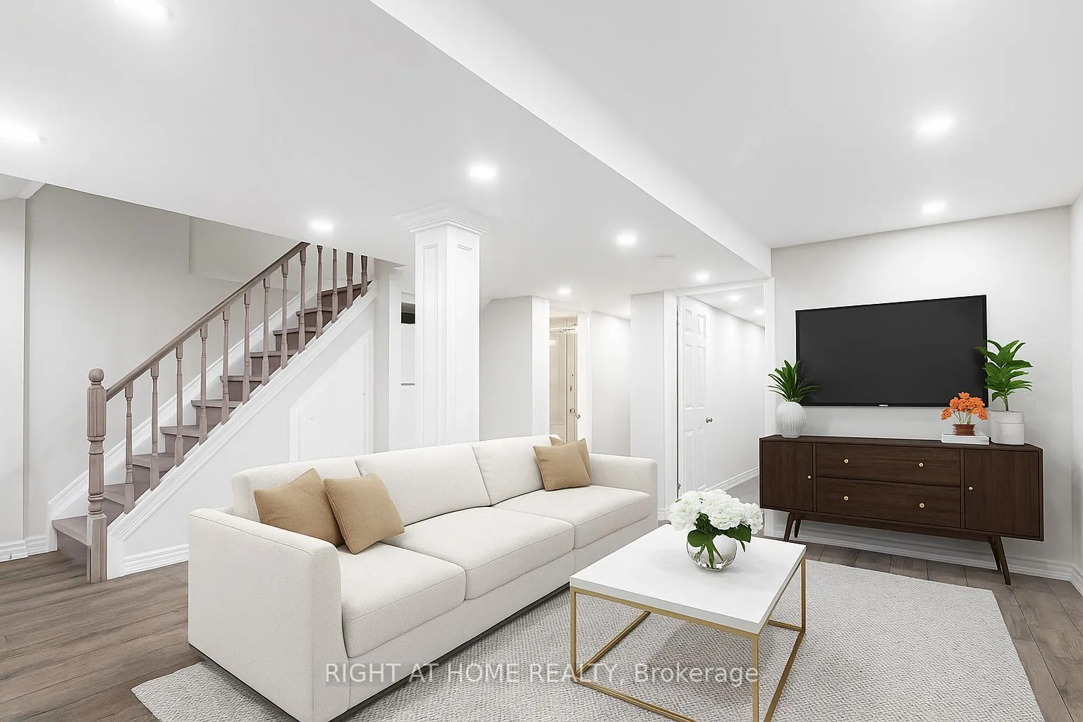 7049 Graydon Court
