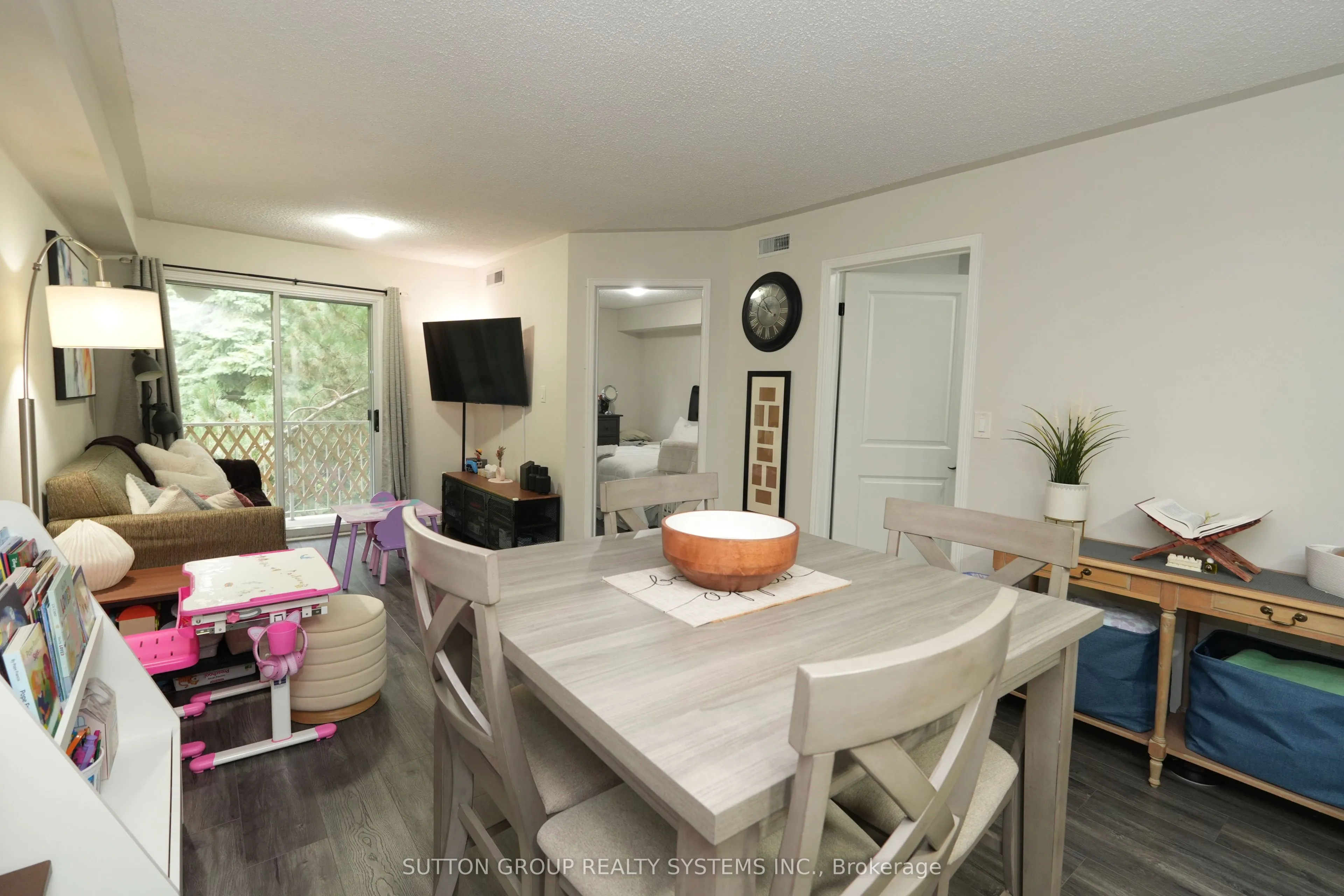 103 Bristol Road E, #183