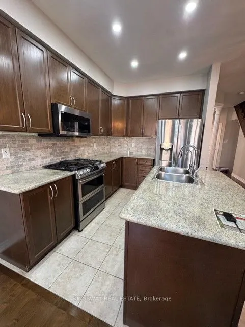 4569 Centretown Way