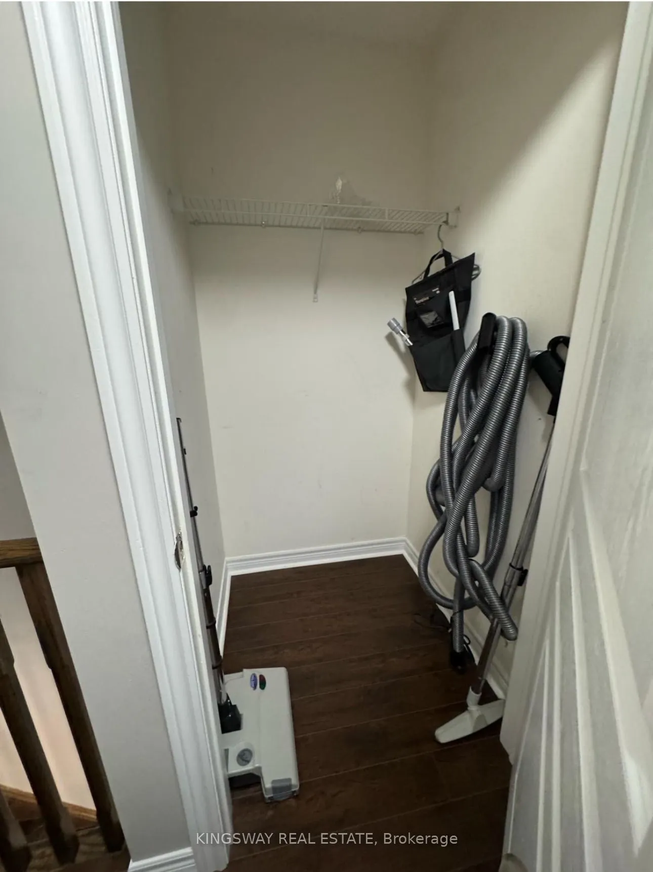 4569 Centretown Way